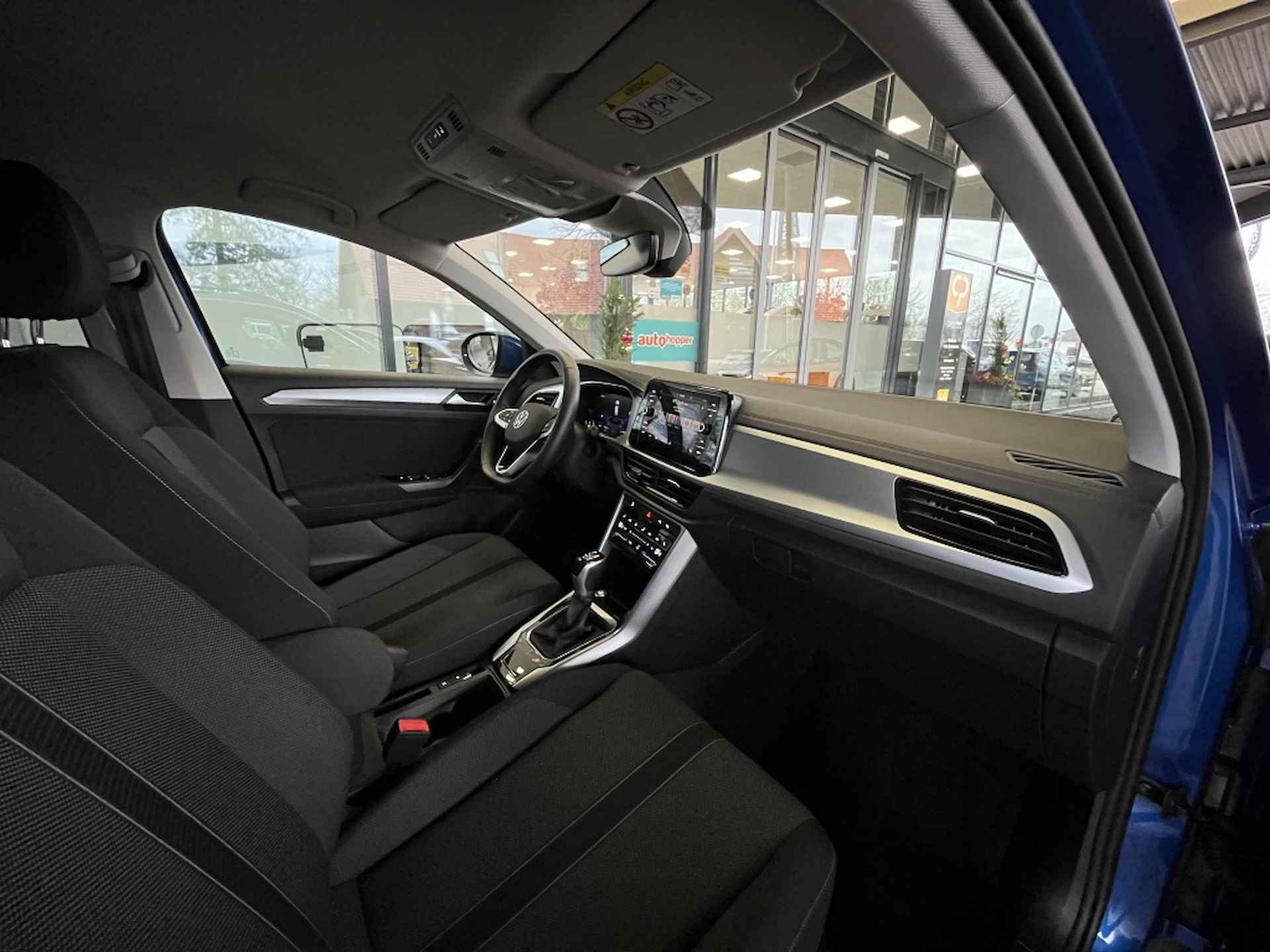 Volkswagen T-Roc 1.5 TSI Life Edition DSG | Navigatie | Stoelverwarming - 19/34