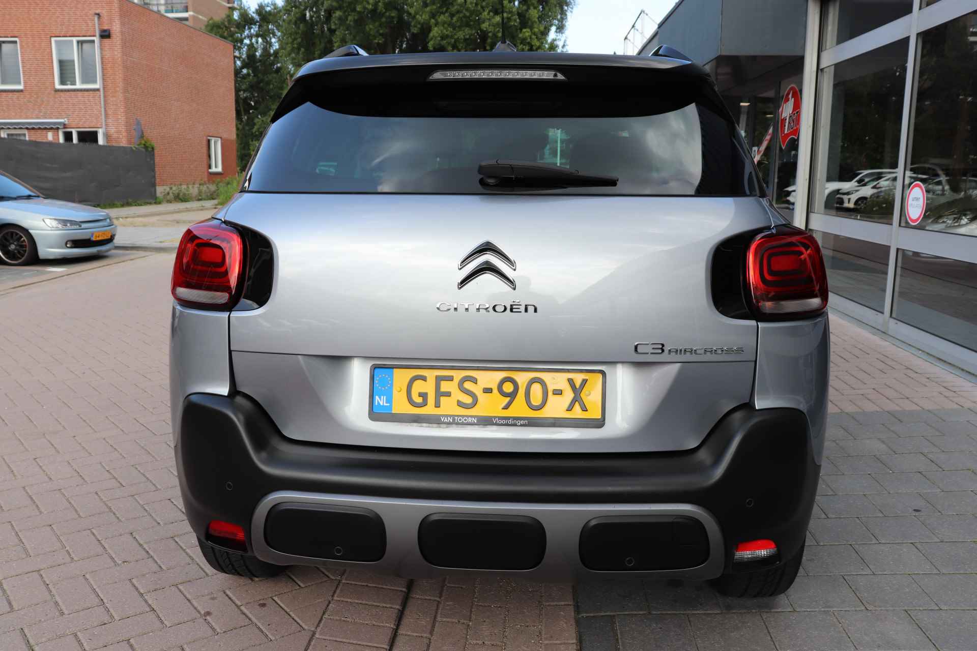 Citroën C3 Aircross 1.2 PureTech S&S Shine 110 pk Navigatie - 9/28