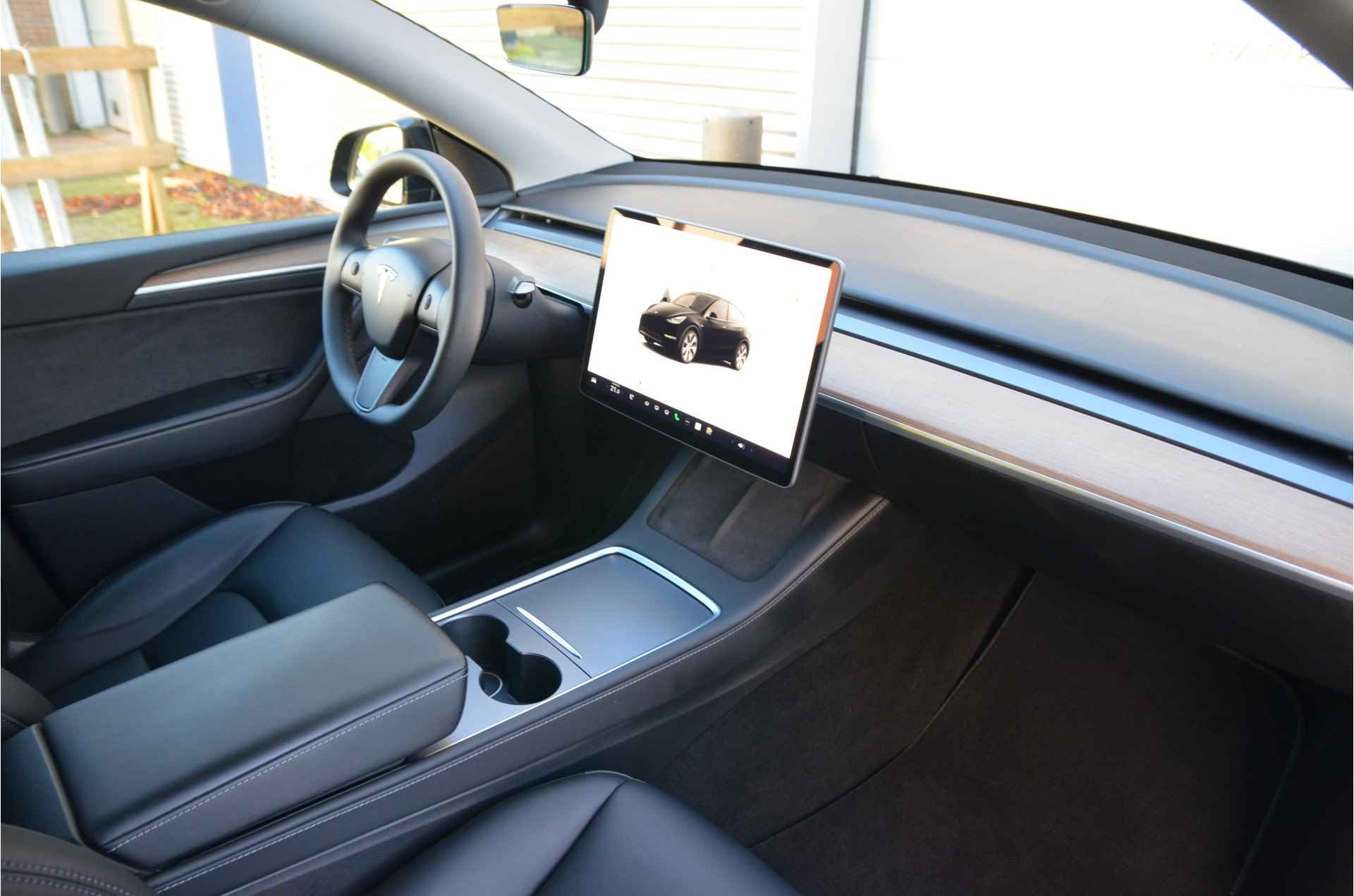 Tesla Model Y RWD 58 kWh LFP Accu, dus 100% opladen!, AutoPilot, incl. BTW - 11/35