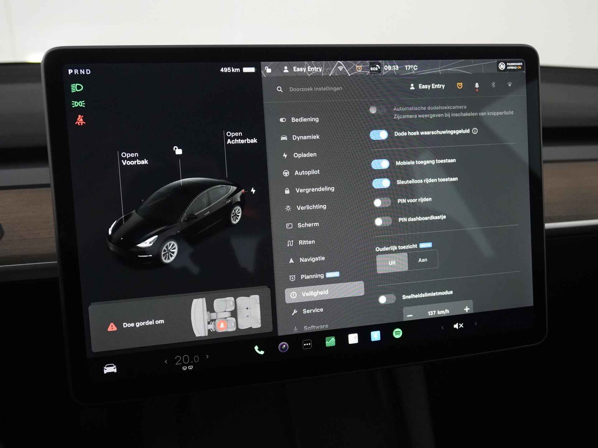 Tesla Model 3 Long Range AWD 75 kWh | Trekhaak | Elektr Aklep | 19'' | Zondag Open! - 45/46