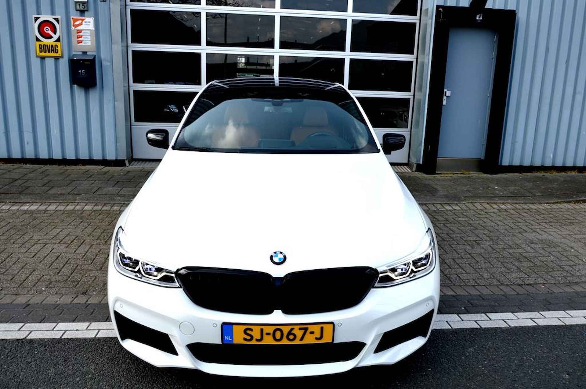 BMW 6-serie Gran Turismo 630d M SPORT LMV-20/LEER/NAVI/360º - 6/49