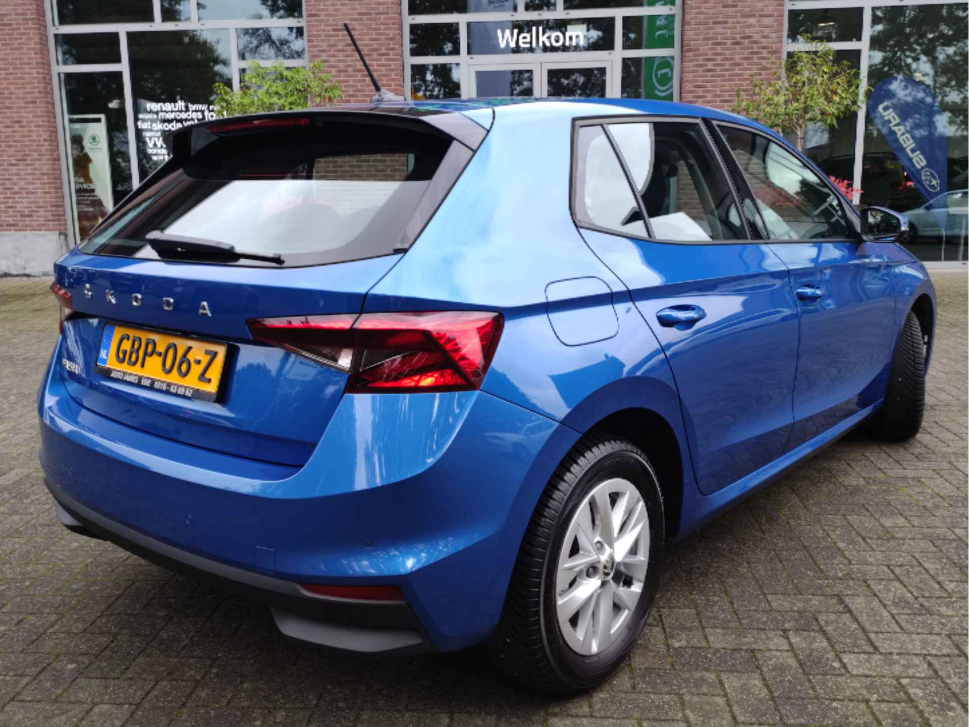 Škoda Fabia 1.0 TSI 110PK DSG Ambition Achteruitrijcamera - Parkeersensoren - stoelverwarming - LMV - 8/28