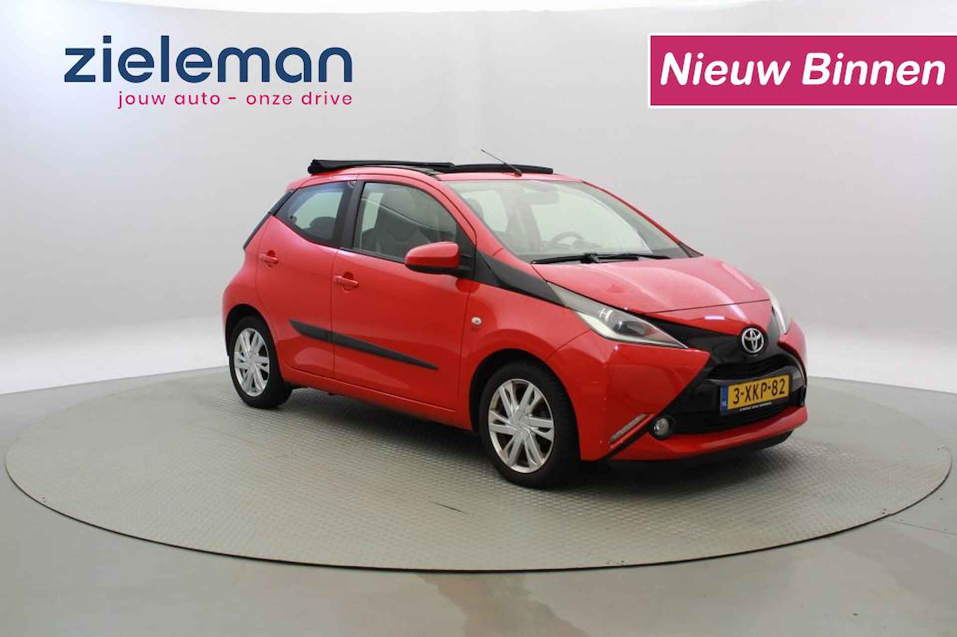 TOYOTA Aygo 1.0 VVT-i X-Wave - Cabrio, Camera, Cruise, Leer, Airco