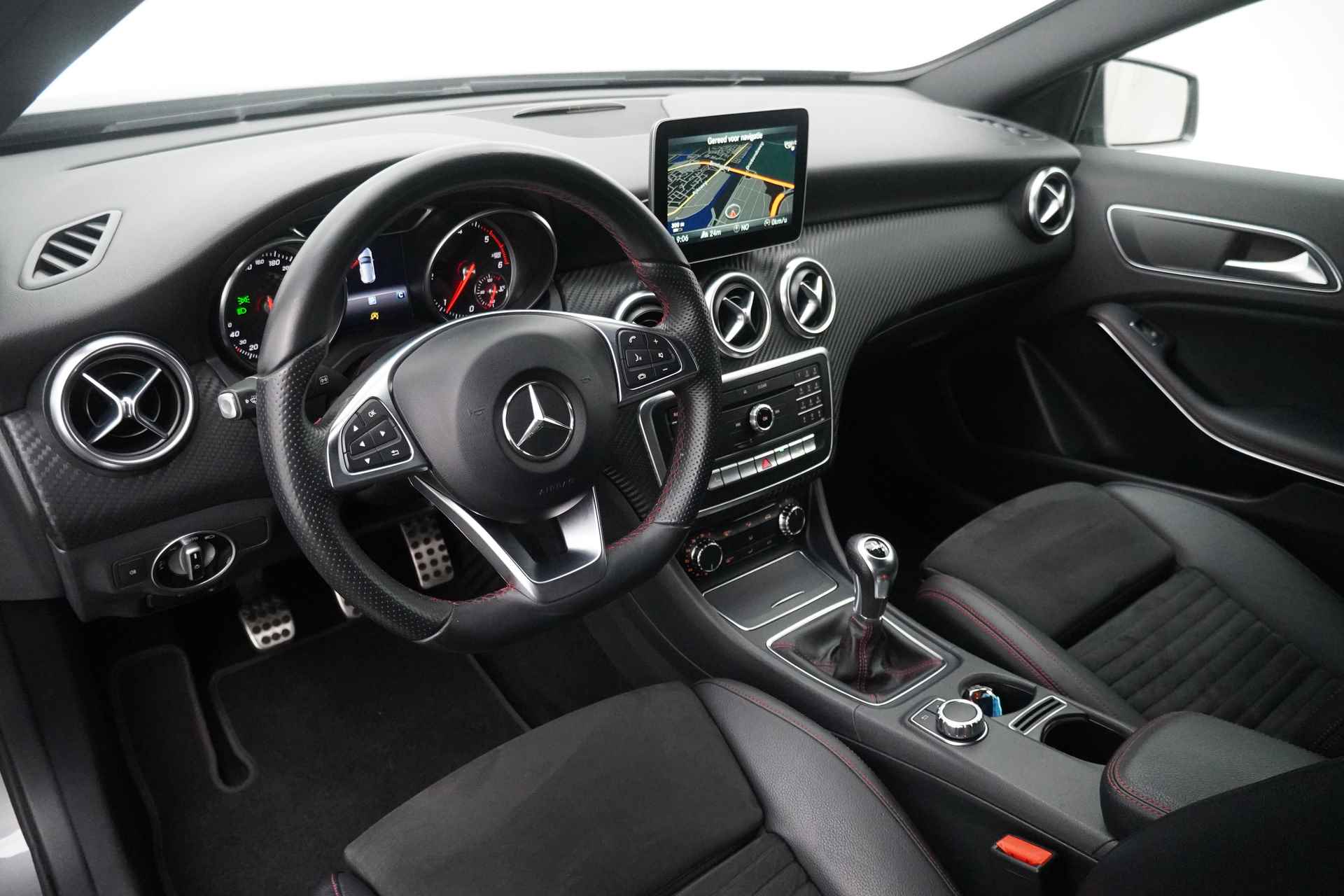 Mercedes-Benz A-Klasse BWJ 2018 / 180D 109 PK Bus. Sol. AMG / Sportstoelen / Navi / Camera a. / LED / Cruise / PDC / 18'' LMV / Carplay / - 4/33