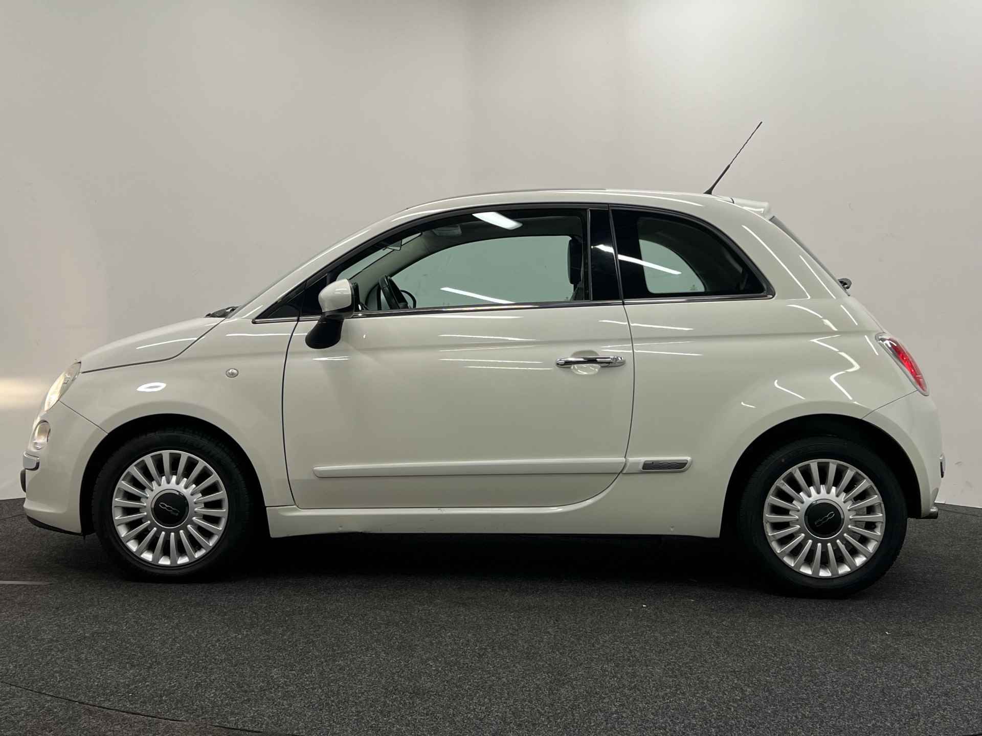 Fiat 500 0.9 TwinAir Lounge | PANORAMADAK | AIRCO | BLUETOOTH | - 3/31