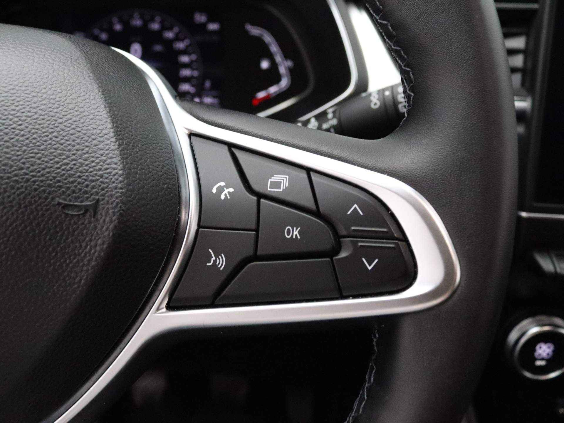 Renault Captur Mild Hybrid 140pk Techno ALL-IN PRIJS! Climate control | Navig | Parkeersensoren voor en achter - 22/43