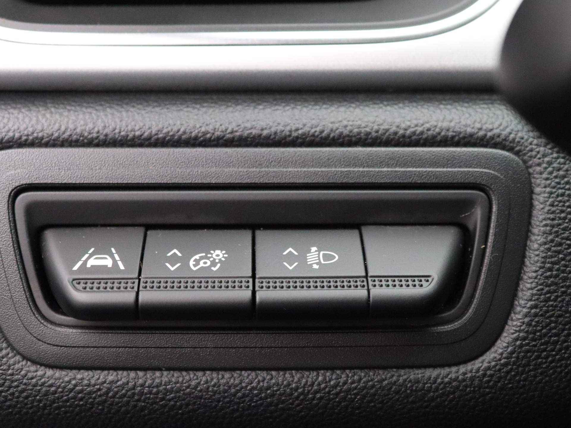 Renault Captur Mild Hybrid 140pk Techno ALL-IN PRIJS! Climate control | Navig | Parkeersensoren voor en achter - 30/43