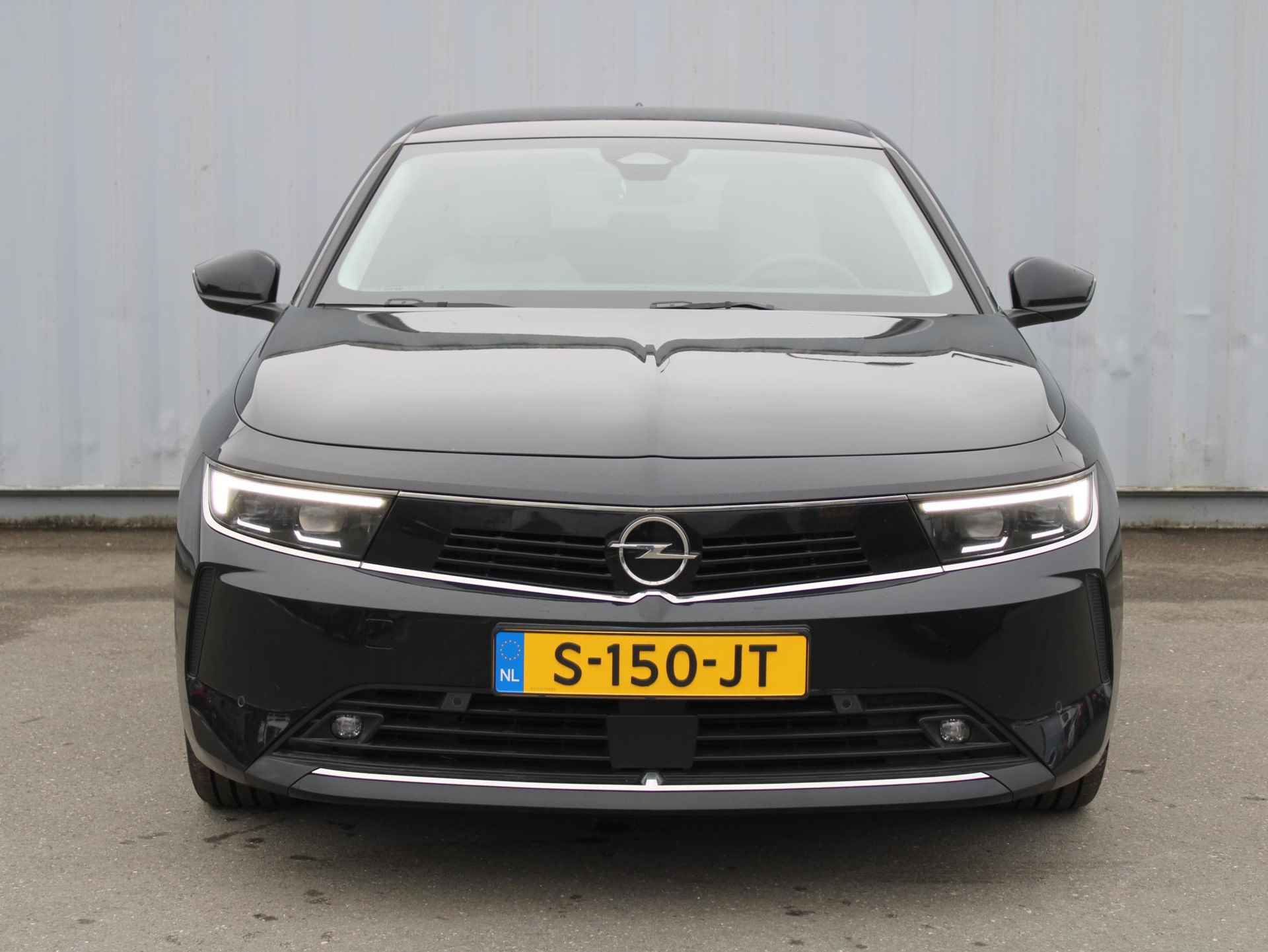 Opel Astra 1.2 turbo 130 pk Elegance Navigatie / Camera - 9/37