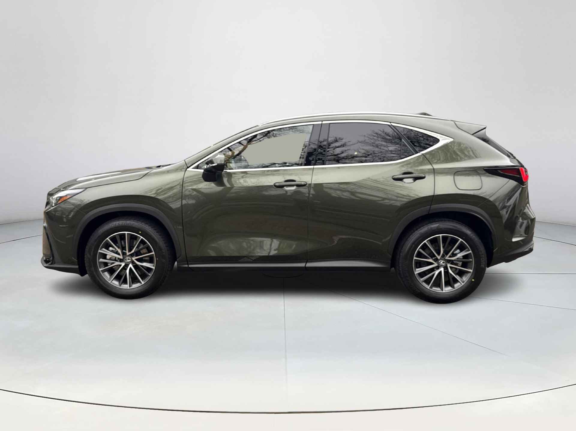 Lexus NX 450h+ AWD Luxury Line | 06-10141018 Voor meer informatie - 3/44