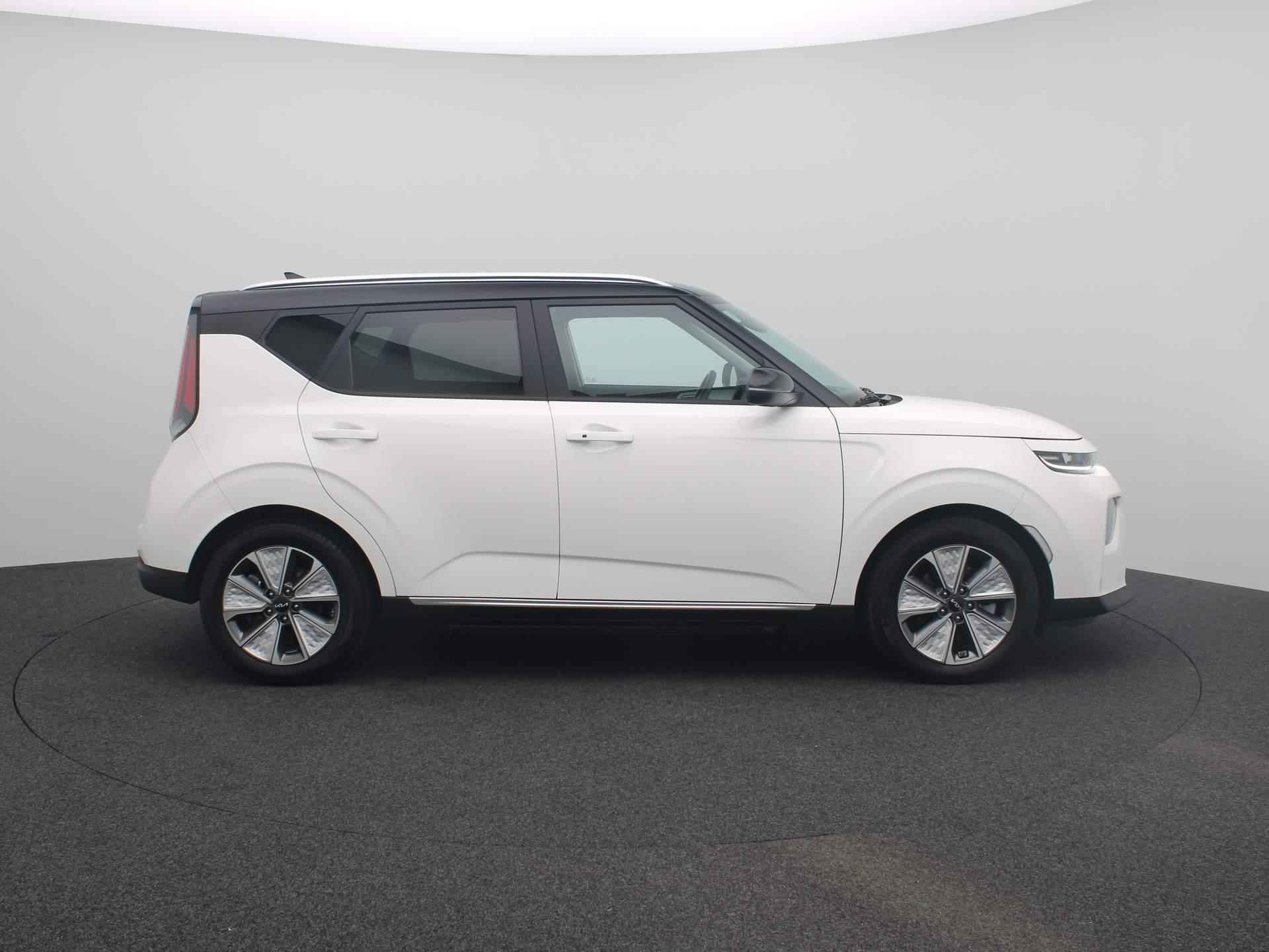 Kia e-Soul DynamicLine 64 kWh SEPP €2000 | 3-Fase | Navi | Clima | Camera | Cruise | e-Niro - 42/45