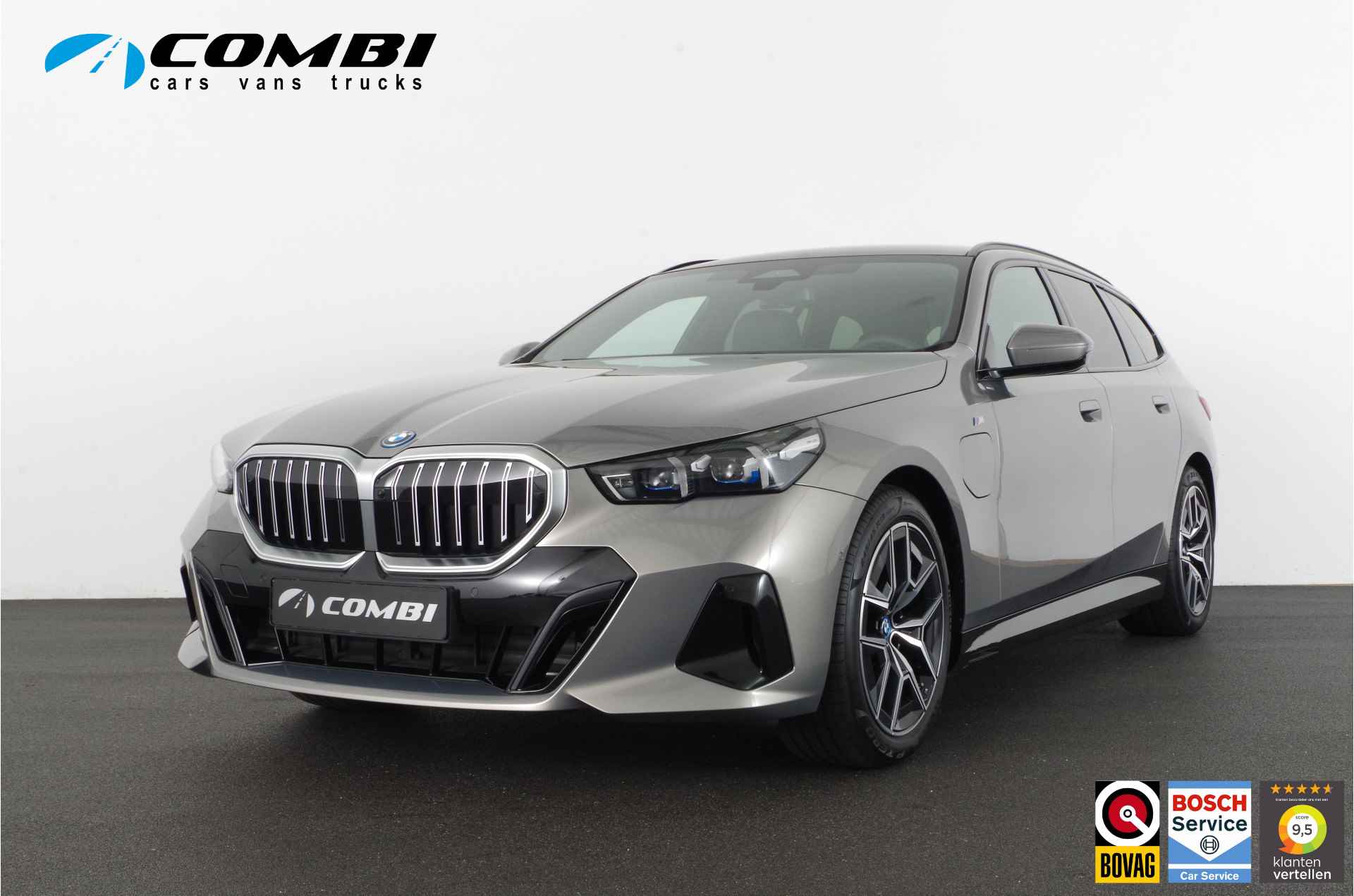 BMW 5-serie Touring 530e M Sport > Oxid grau/Iconic Glow/Panorama/Ventilatie/Head-up/360°/H&K...