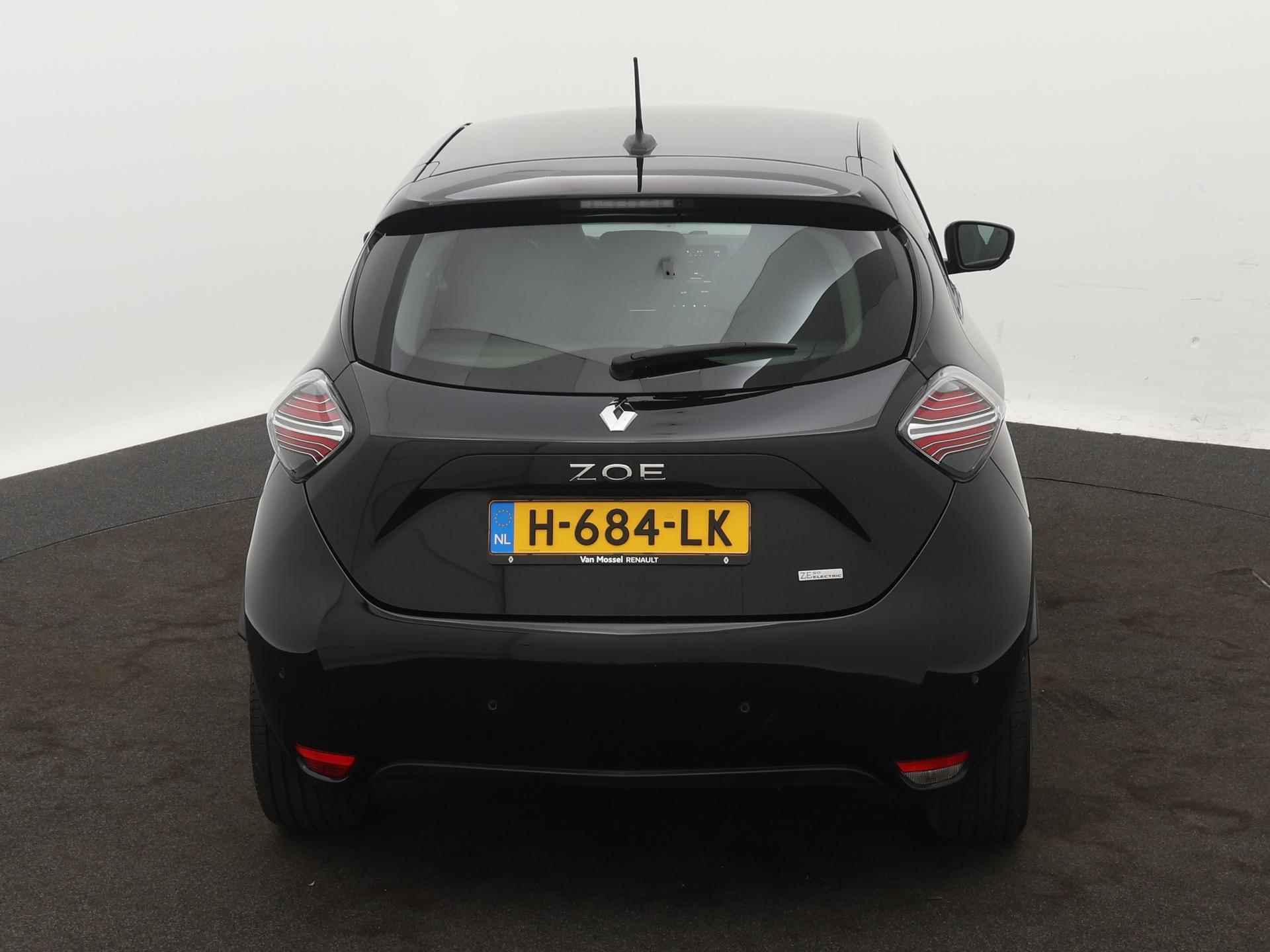 Renault ZOE R135 Intens 52 kWh (ex Accu) Huuraccu vanaf € 64,- pm| Automaat | Stoelverwarming | Achteruitrijcamera - 3/23