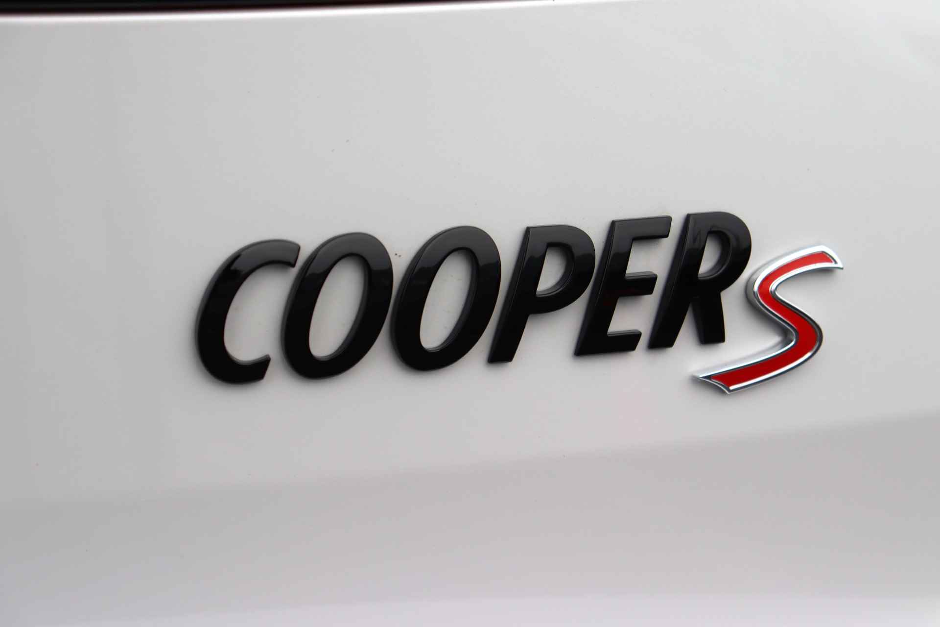 MINI Clubman Cooper S Classic Automaat / Achteruitrijcamera / Comfort Access / LED / Comfortstoelen / Stoelverwarming / Cruise Control - 10/29