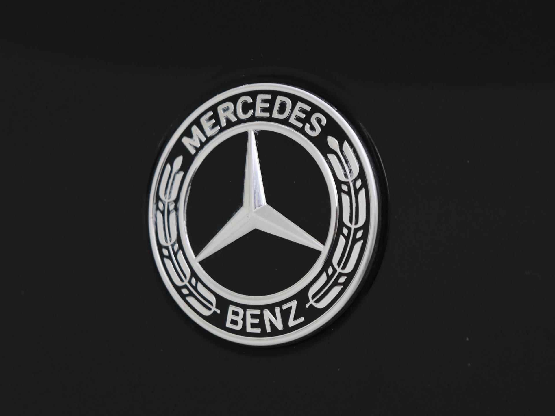 Mercedes-Benz SL 63 AMG 4MATIC+ Roadster Mercedes-Benz SL-klasse Roadster 63 4MATIC+ /Airscarf /Night pakket /Achterasbesturing /21 Inch /NL-auto! - 39/48
