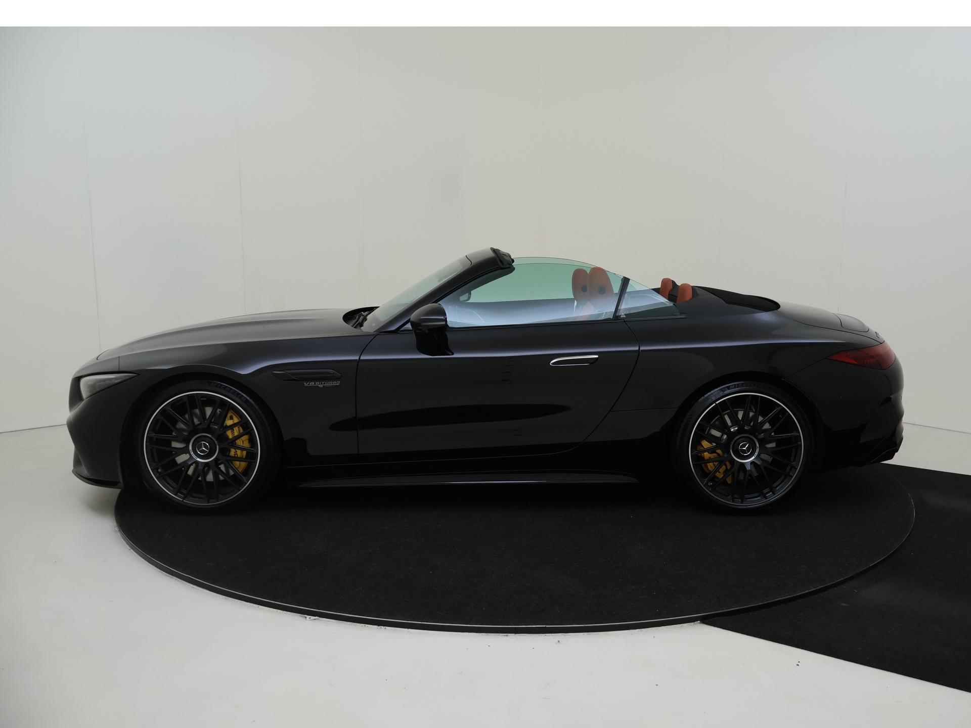 Mercedes-Benz SL 63 AMG 4MATIC+ Roadster Mercedes-Benz SL-klasse Roadster 63 4MATIC+ /Airscarf /Night pakket /Achterasbesturing /21 Inch /NL-auto! - 2/41