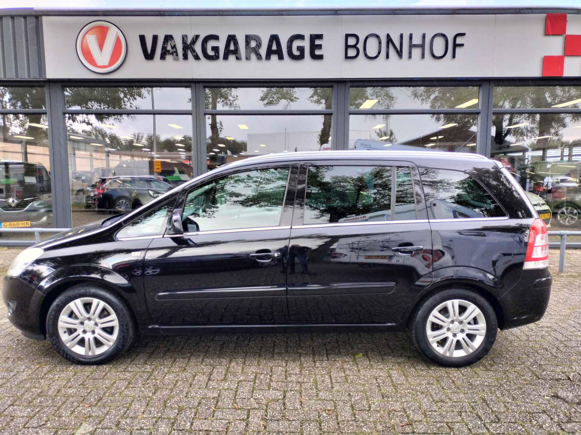 Opel Zafira 1.8 Cosmo AUTOMAAT-7PERS-CLIMA-TREKHAAK - 3/18