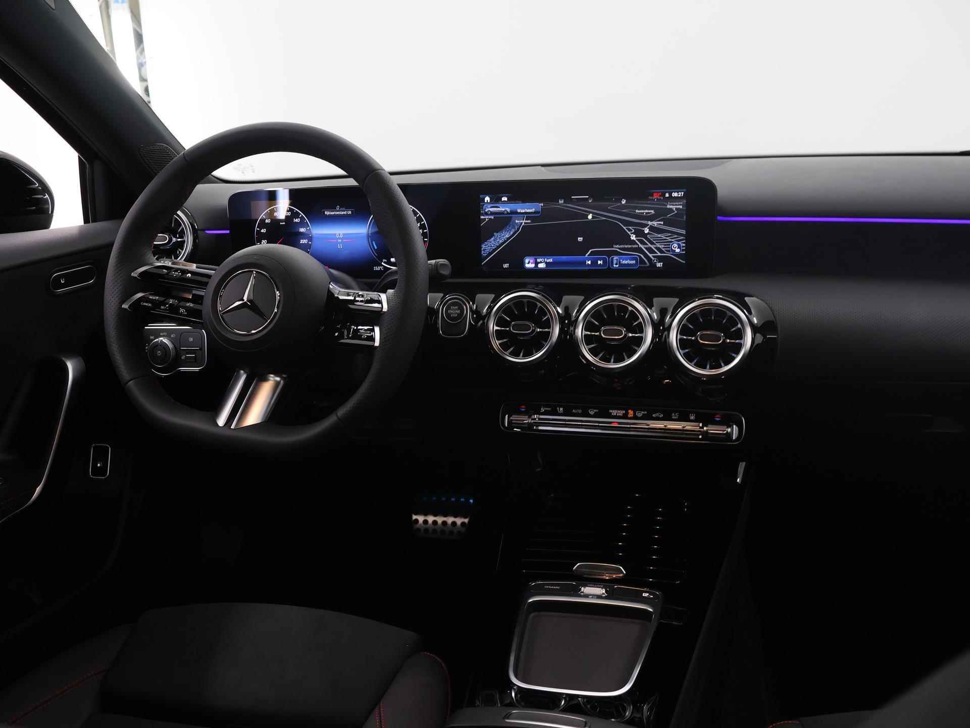 Mercedes-Benz A-Klasse 250 e AMG Line Night pakket | Pananorama-schuifdak | Sfeerverlichting | Achteruitrijcamera | Stoelverwarming | DAB+ Radio | High-performance LED - 10/44