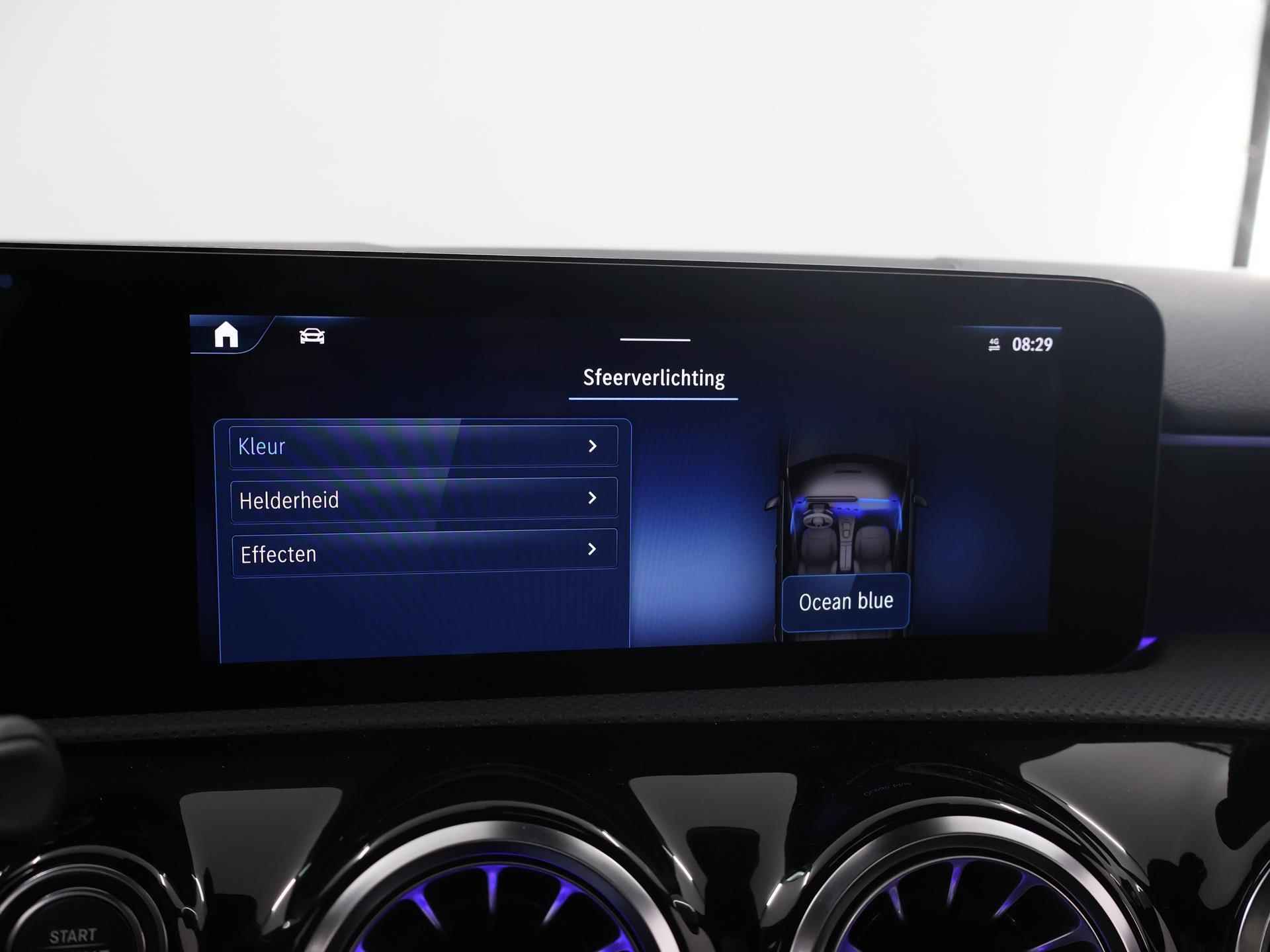 Mercedes-Benz A-Klasse 250 e AMG Line Night pakket | Pananorama-schuifdak | Sfeerverlichting | Achteruitrijcamera | Stoelverwarming | DAB+ Radio | High-performance LED - 21/44