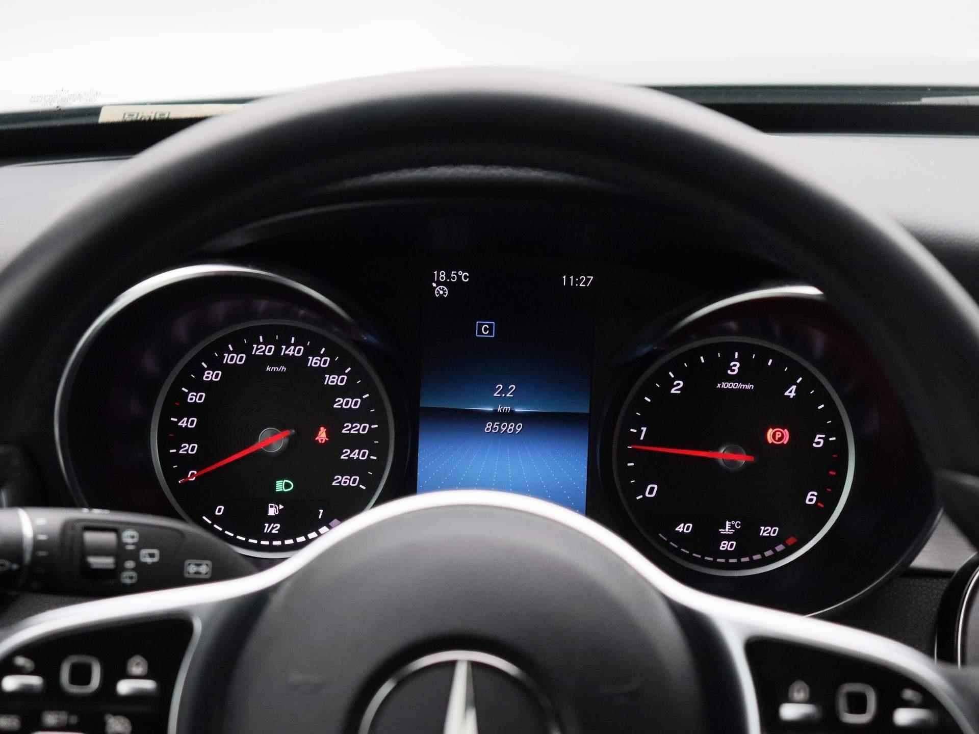 Mercedes-Benz C-klasse 200 d Business Solution | Leder | Navigatie | Achteruitrijcamera | Climate Control | LED | Stoelverwarming | Elektrische Verstelbare Voorstoelen | Elektrische Achterklep | - 8/44