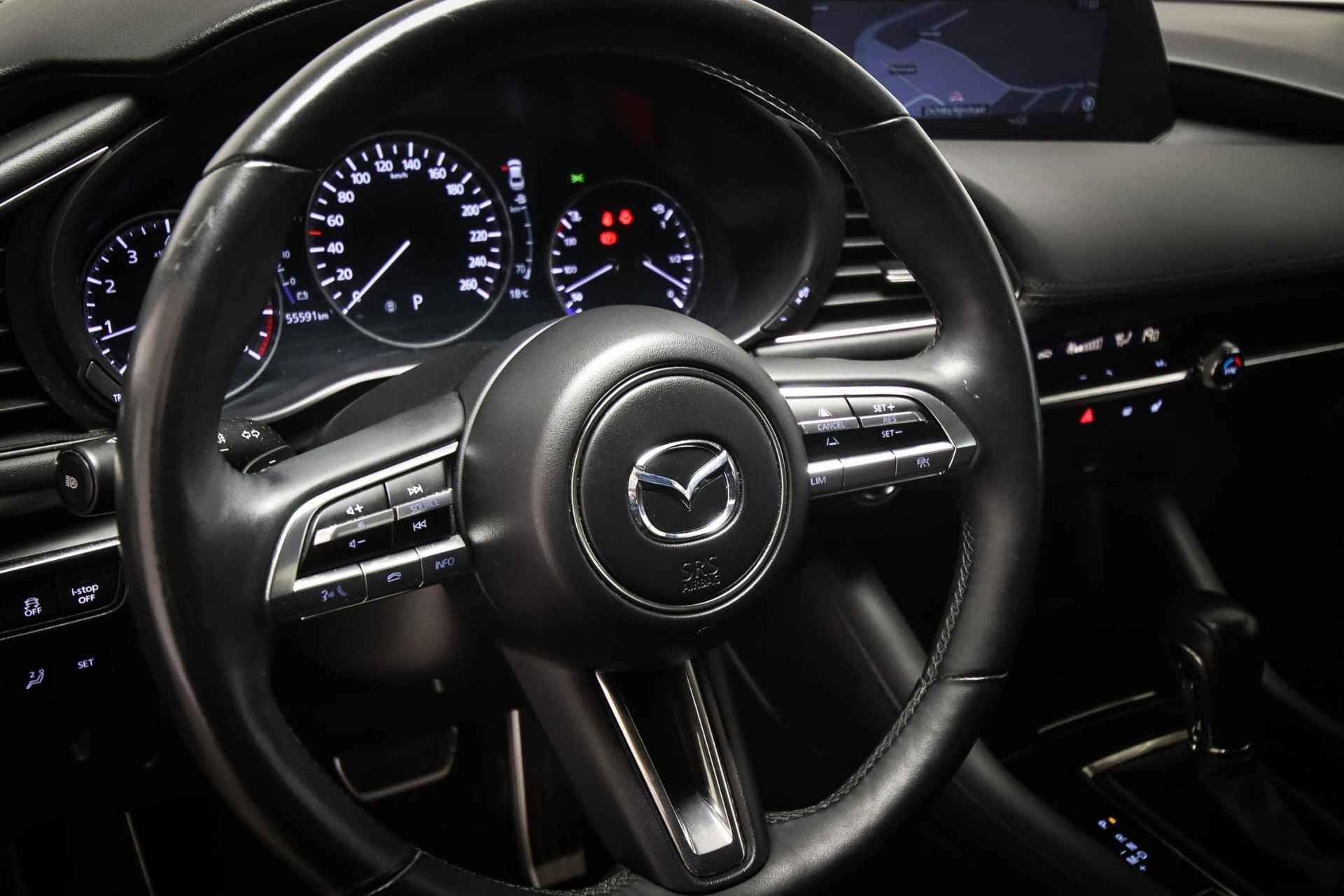 Mazda 3 2.0 e-SkyActiv-X M Hybrid 180 Luxury | LED | HEAD UP | LEDER | STUUR VERW. | ACC | DAB | APPLE | CAMERA | 18" - 30/59