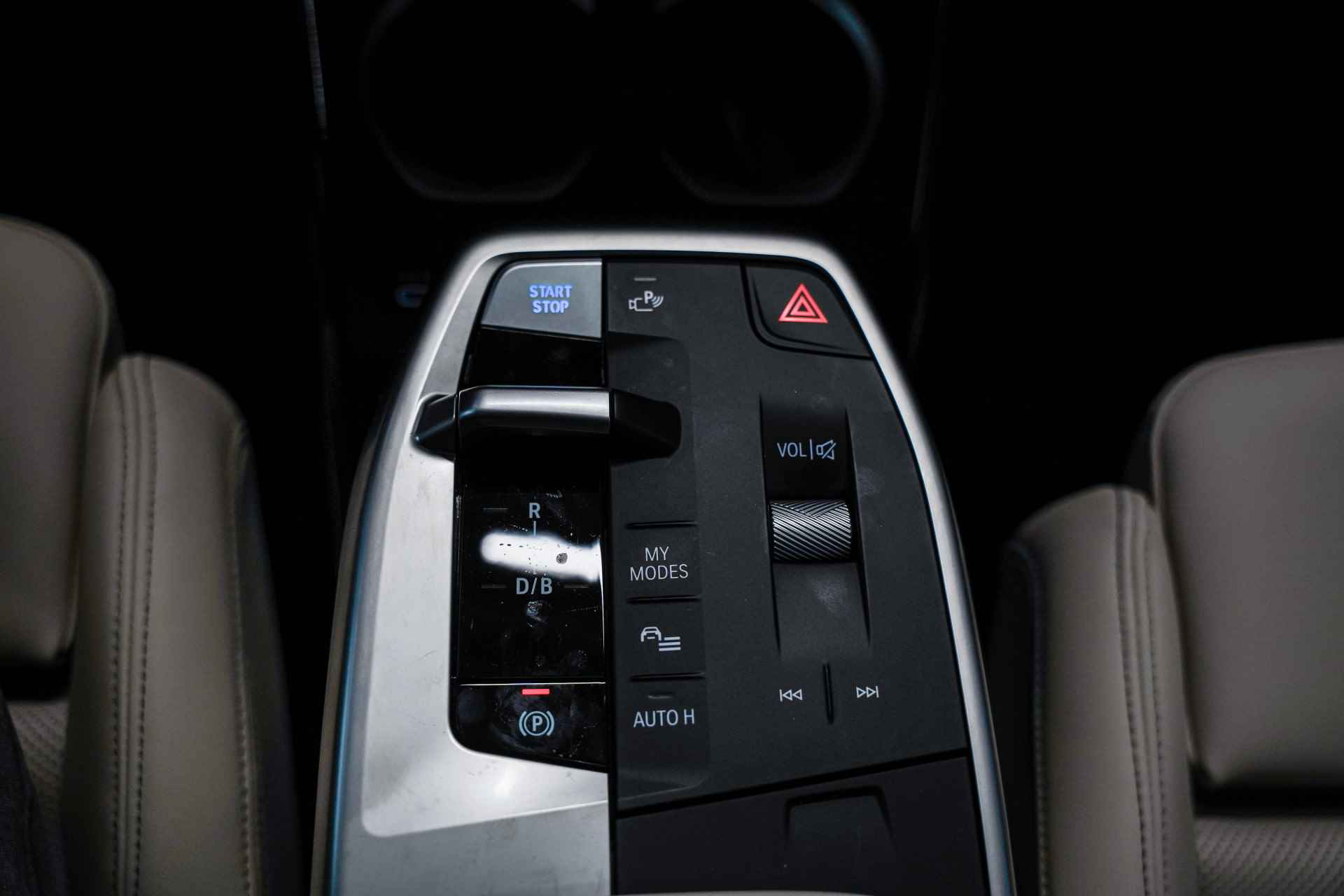 BMW iX1 eDrive20 xLine - Beschikbaar vanaf: September 2024 - 9/22