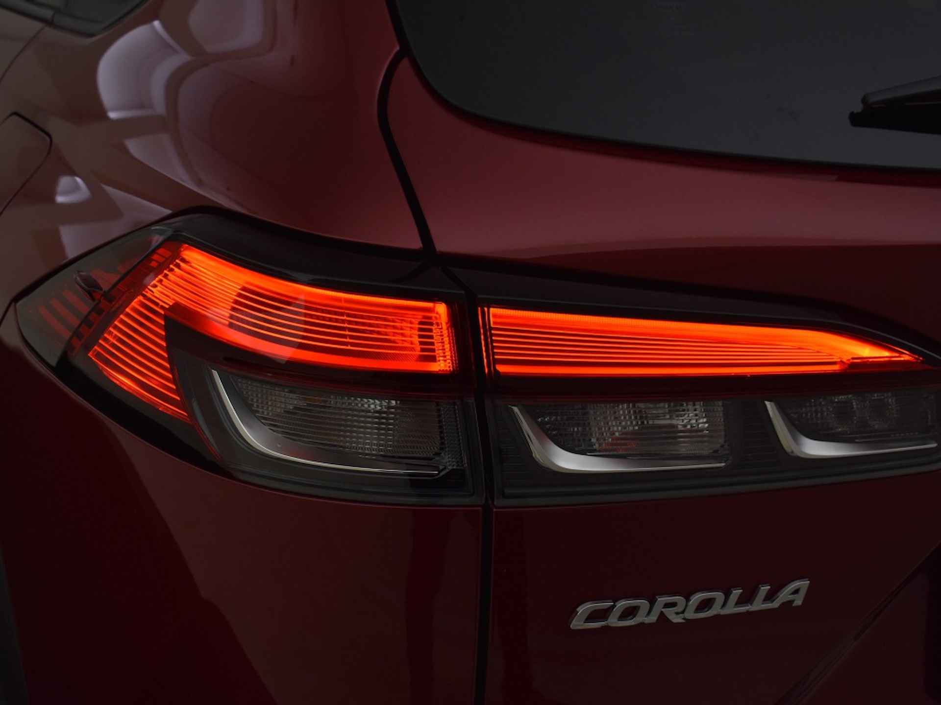 Toyota Corolla Cross 1.8 Hybrid Style Limited | LED | Stoel- & stuurverwarming - 21/38