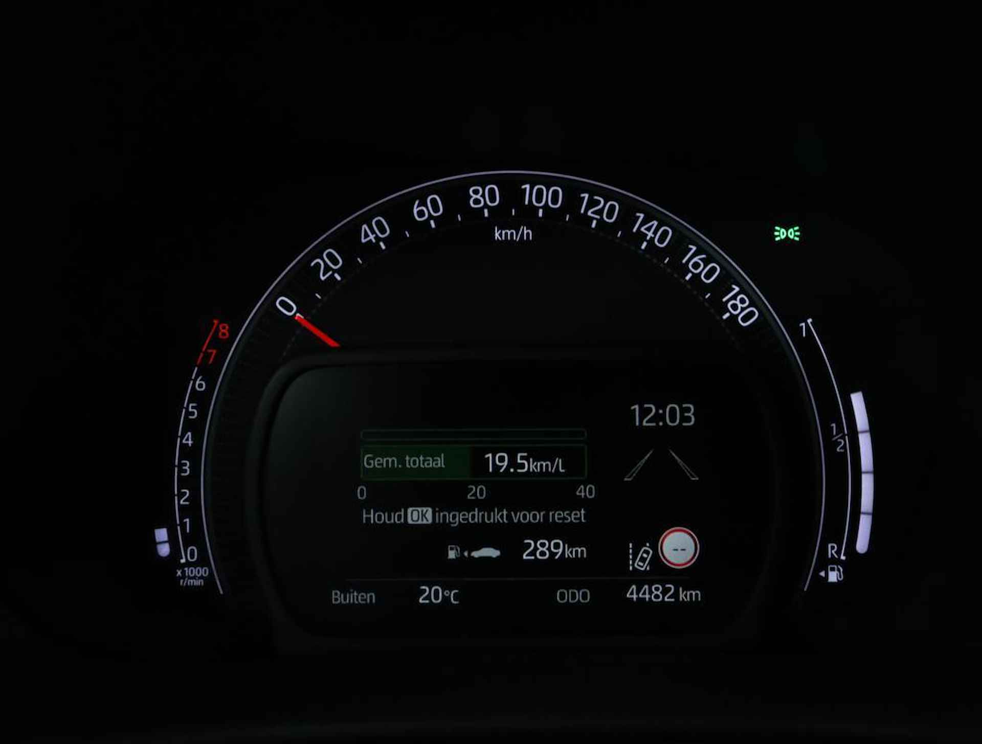 Toyota Aygo X 1.0 VVT-i MT first | Lm velgen | Adaptive Cruise Control | Achteruitrijcamera | Stoelverwarming | - 6/46