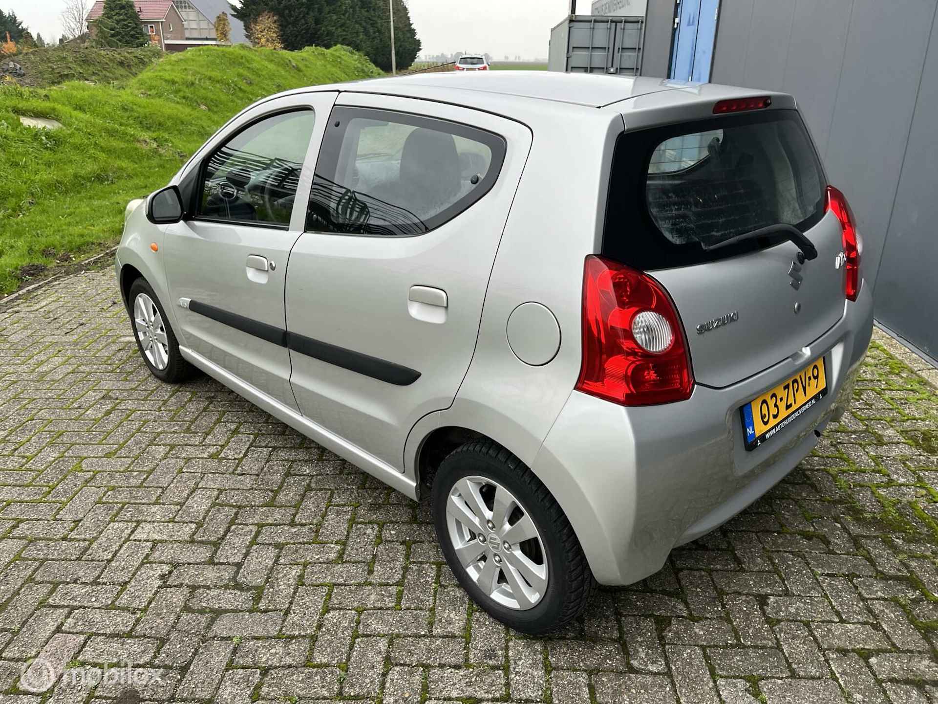 Suzuki Alto 1.0 Exclusive VVT - 3/22