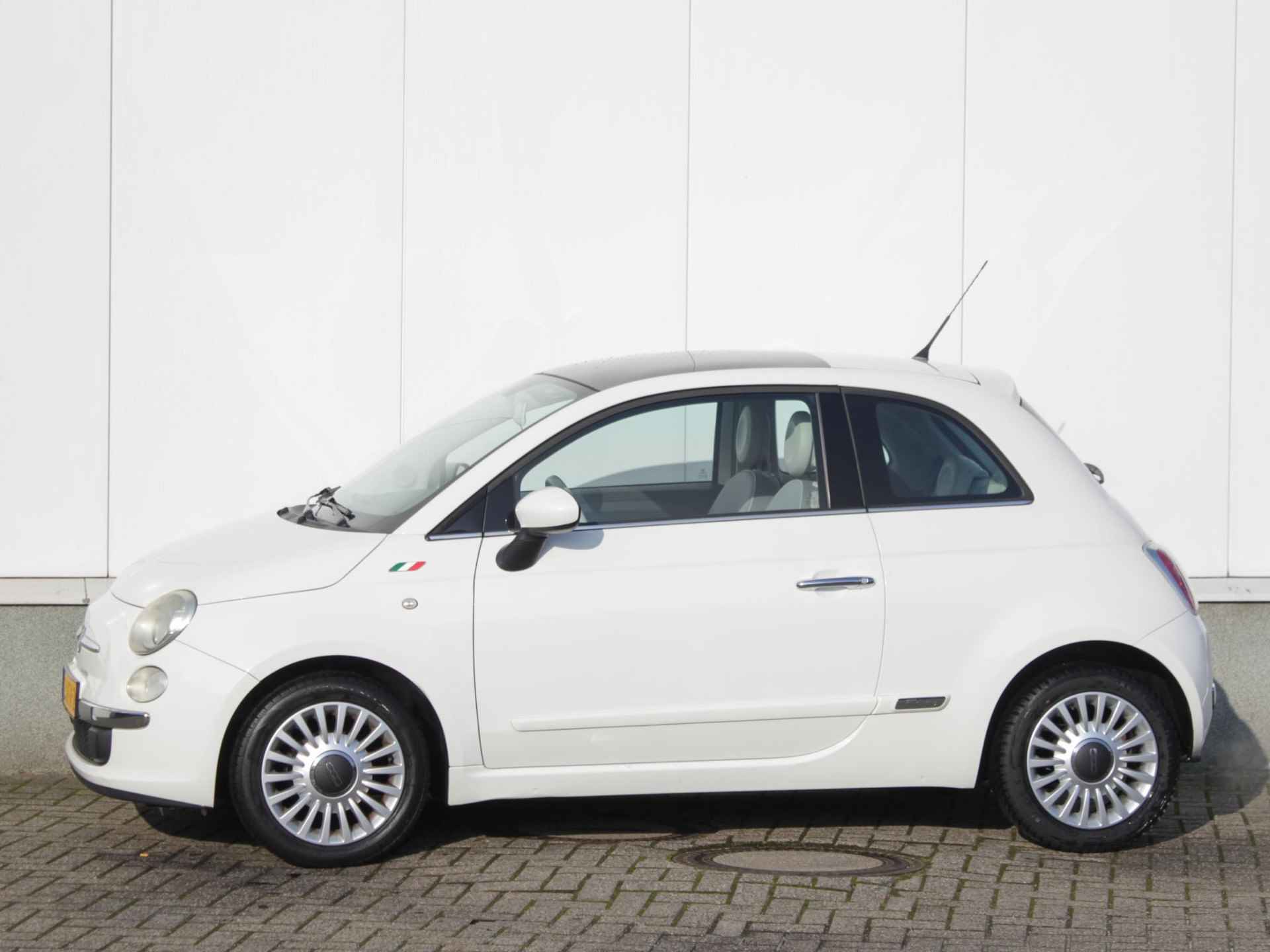 Fiat 500 1.2 Lounge Automaat | Airco | Lm-Velgen - 2/22