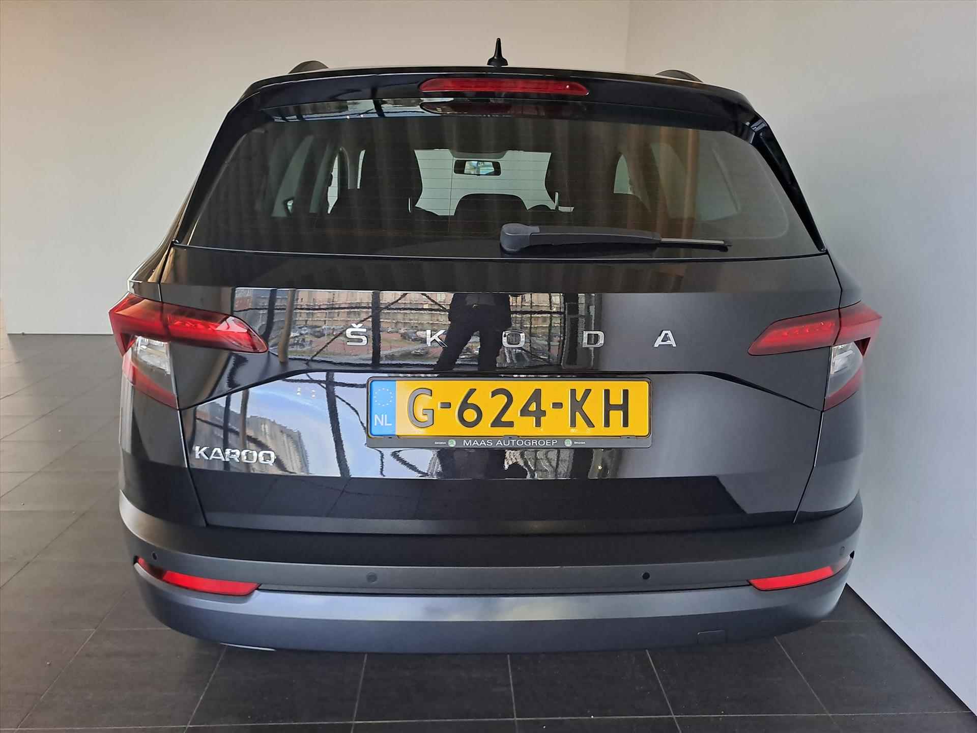 Skoda Karoq 1.5 TSI ACT Greentech 150pk DSG-7 Ambition - 4/26