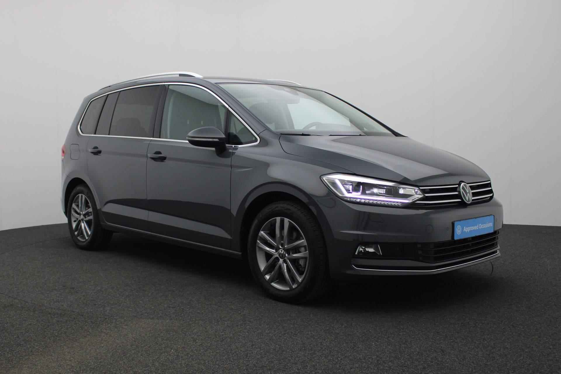 Volkswagen Touran 7 pers. 1.5 TSI 150PK DSG Highline | Navi | Stoelverwarming | Parkeersensoren voor/achter | Apple Carplay / Android Auto | ACC | Keyless - 28/37