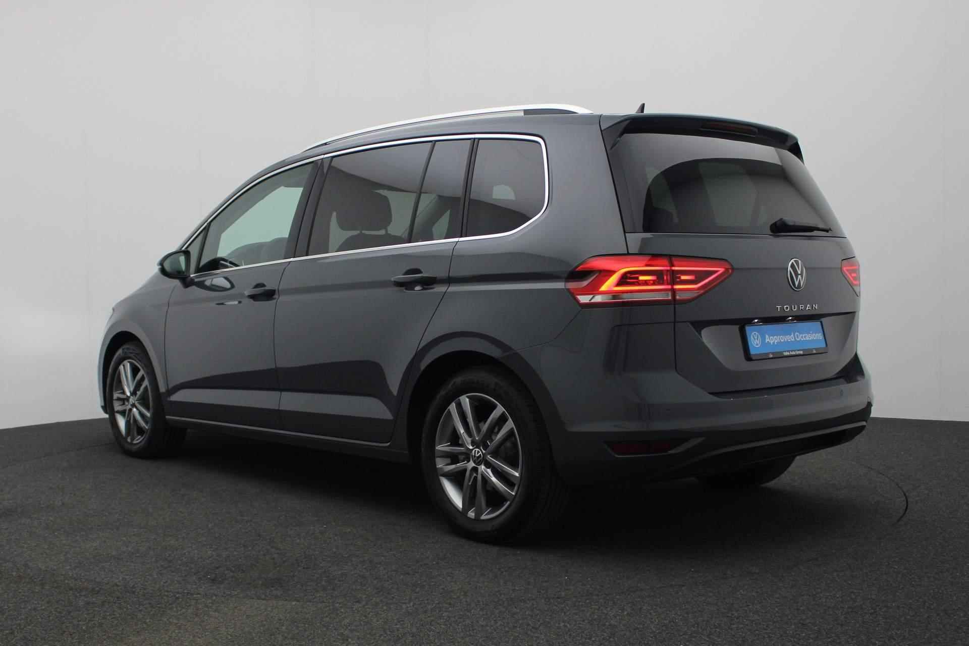 Volkswagen Touran 7 pers. 1.5 TSI 150PK DSG Highline | Navi | Stoelverwarming | Parkeersensoren voor/achter | Apple Carplay / Android Auto | ACC | Keyless - 29/37