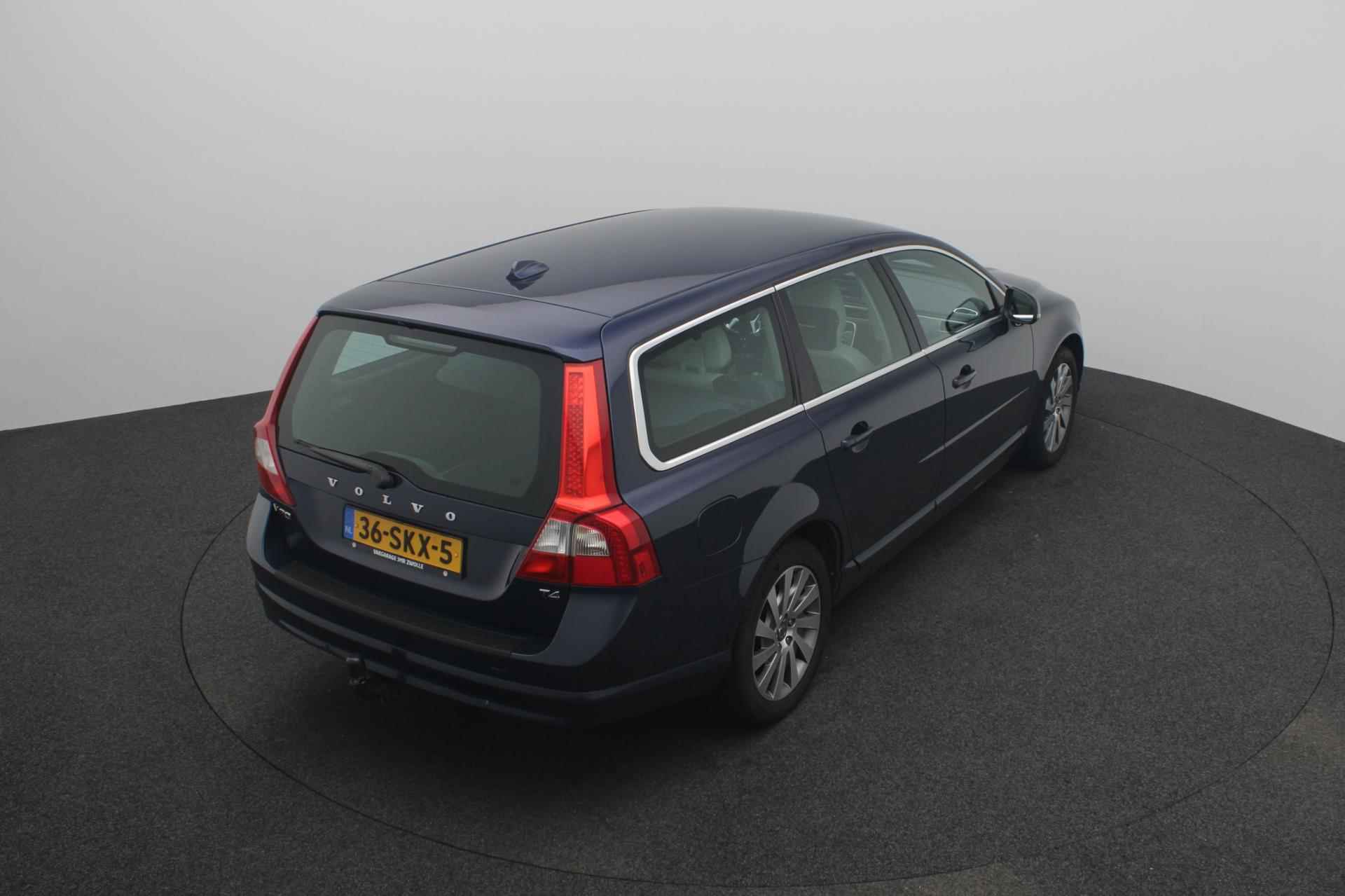 Volvo V70 1.6 T4 Limited Edition - 6/40