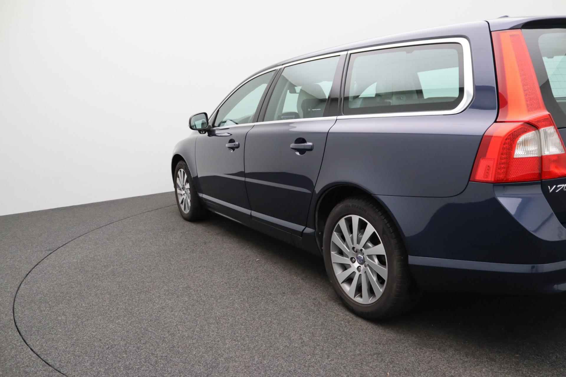 Volvo V70 1.6 T4 Limited Edition - 35/40