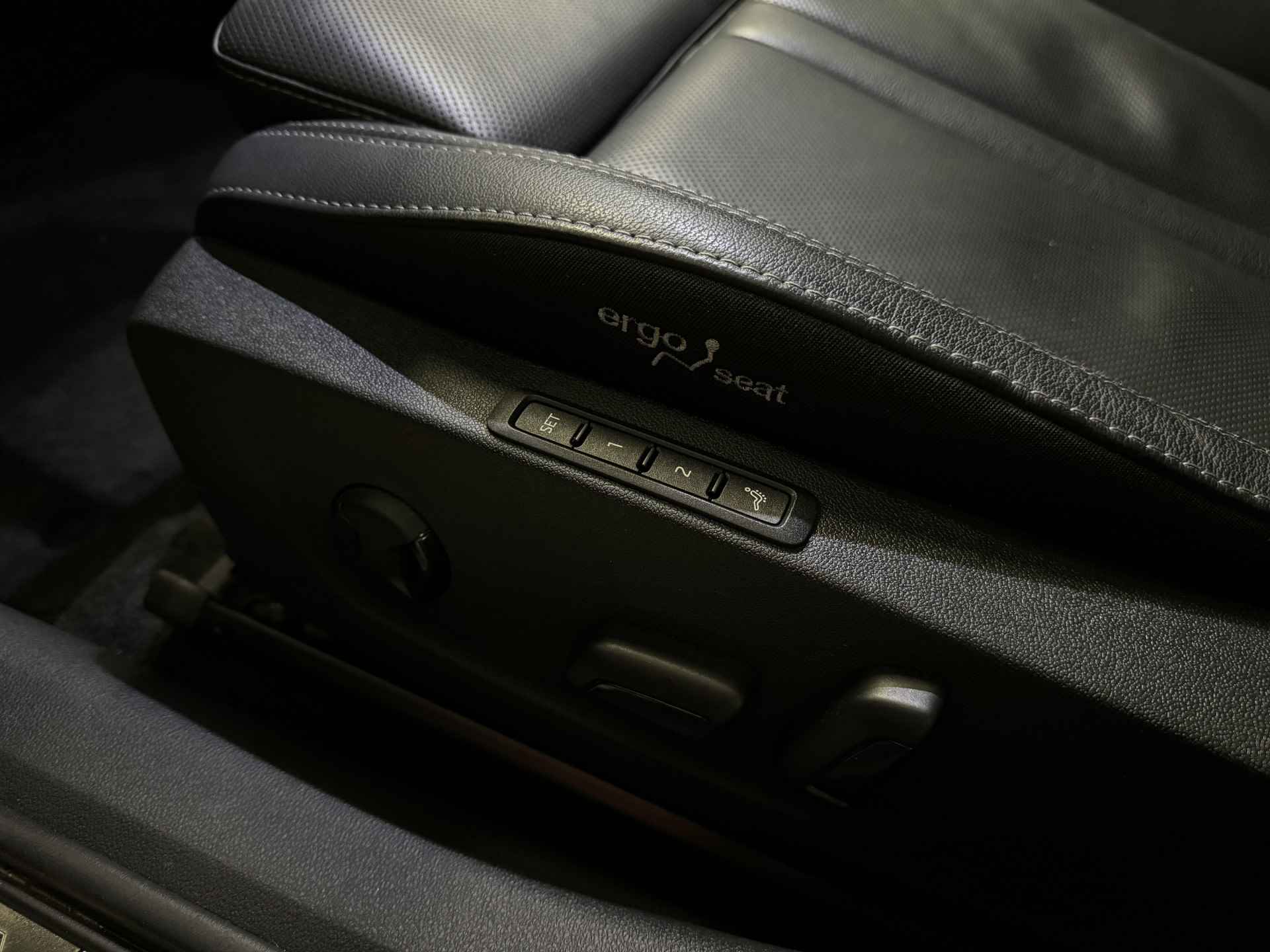 Škoda Octavia Combi 1.4 TSI iV HeadUp/MemoryStoelen/CrystalLight - 15/40