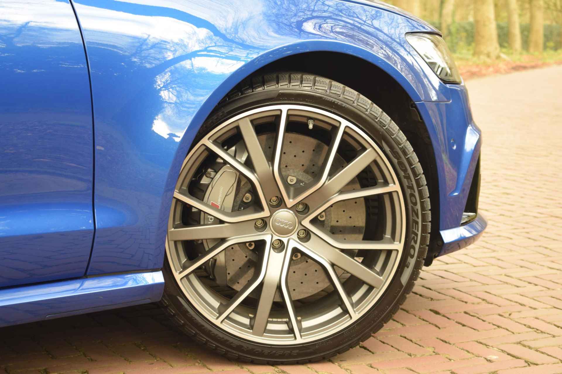 Audi RS6 Avant 4.0 TFSI RS 6 quattro perfomance / Milltek / Dealer onderhouden / 2 sets wielen - 67/104