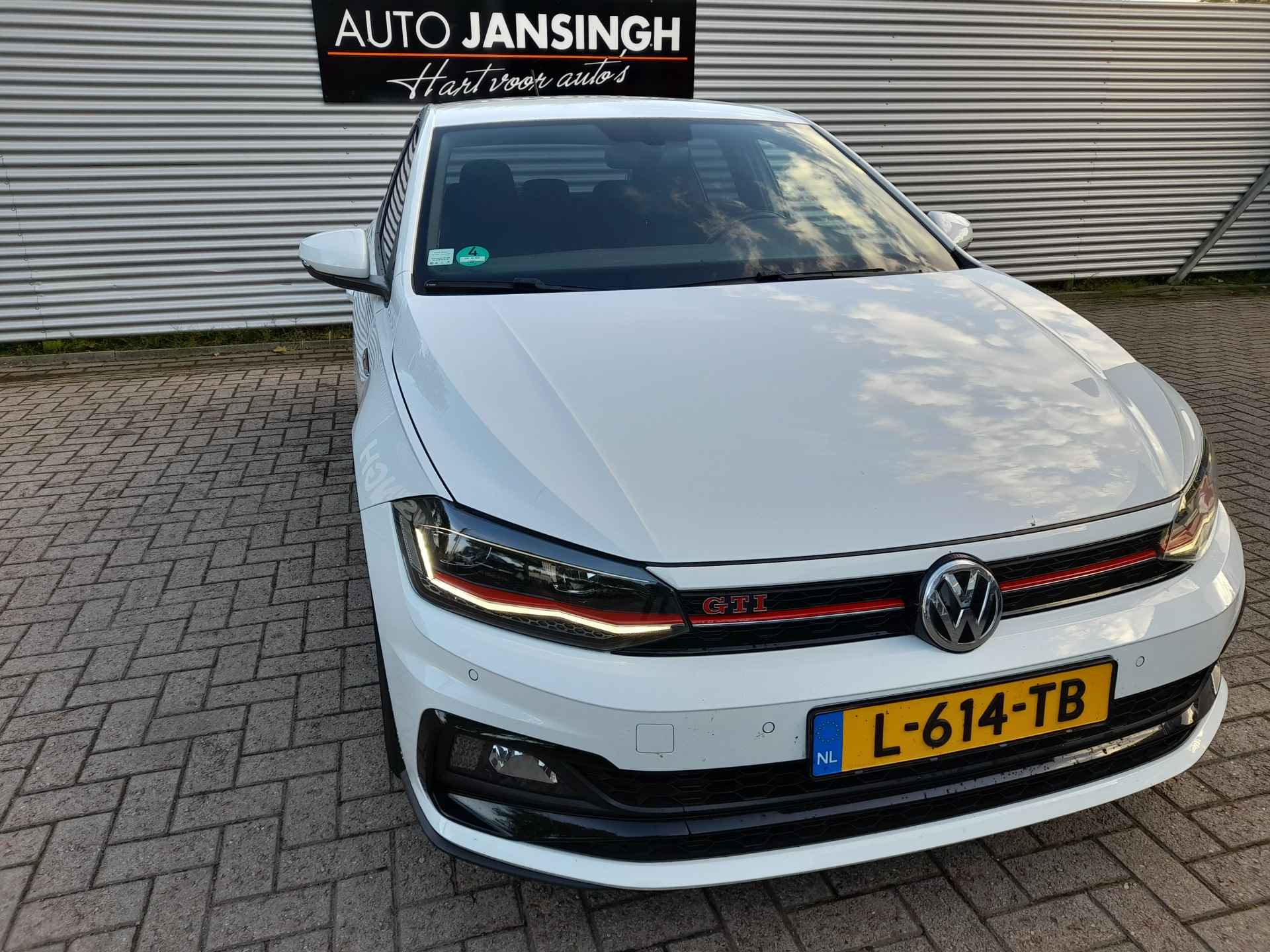 Volkswagen Polo 2.0 TSI GTI Automaat | Clima | Cruise | Navigatie | LM Velgen | Privacy glas | RIJKLAARPRIJS INCL 12 MAANDEN GARANTIE EN BEURT - 6/36