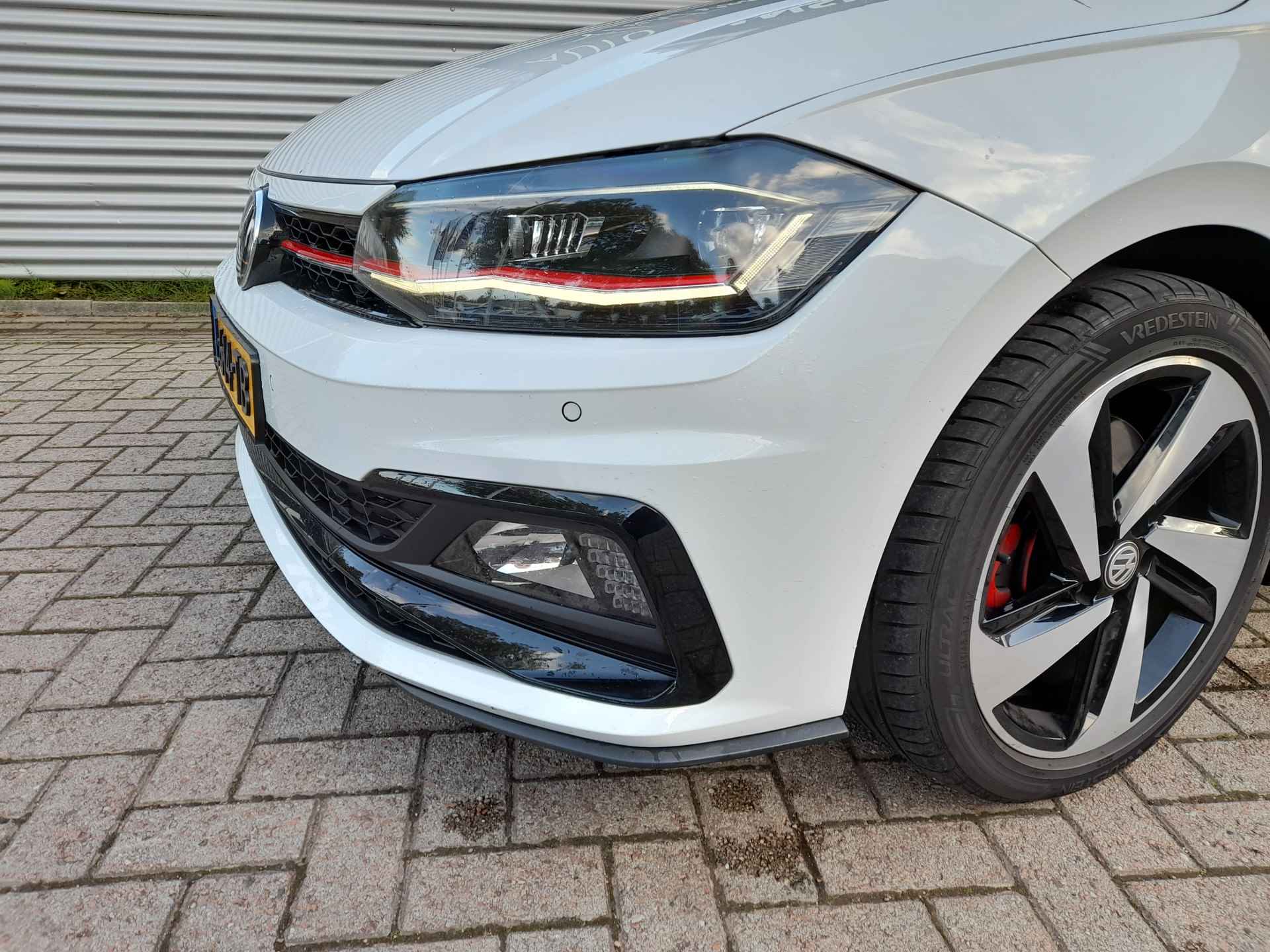 Volkswagen Polo 2.0 TSI GTI Automaat | Clima | Cruise | Navigatie | LM Velgen | Privacy glas | RIJKLAARPRIJS INCL 12 MAANDEN GARANTIE EN BEURT - 12/36