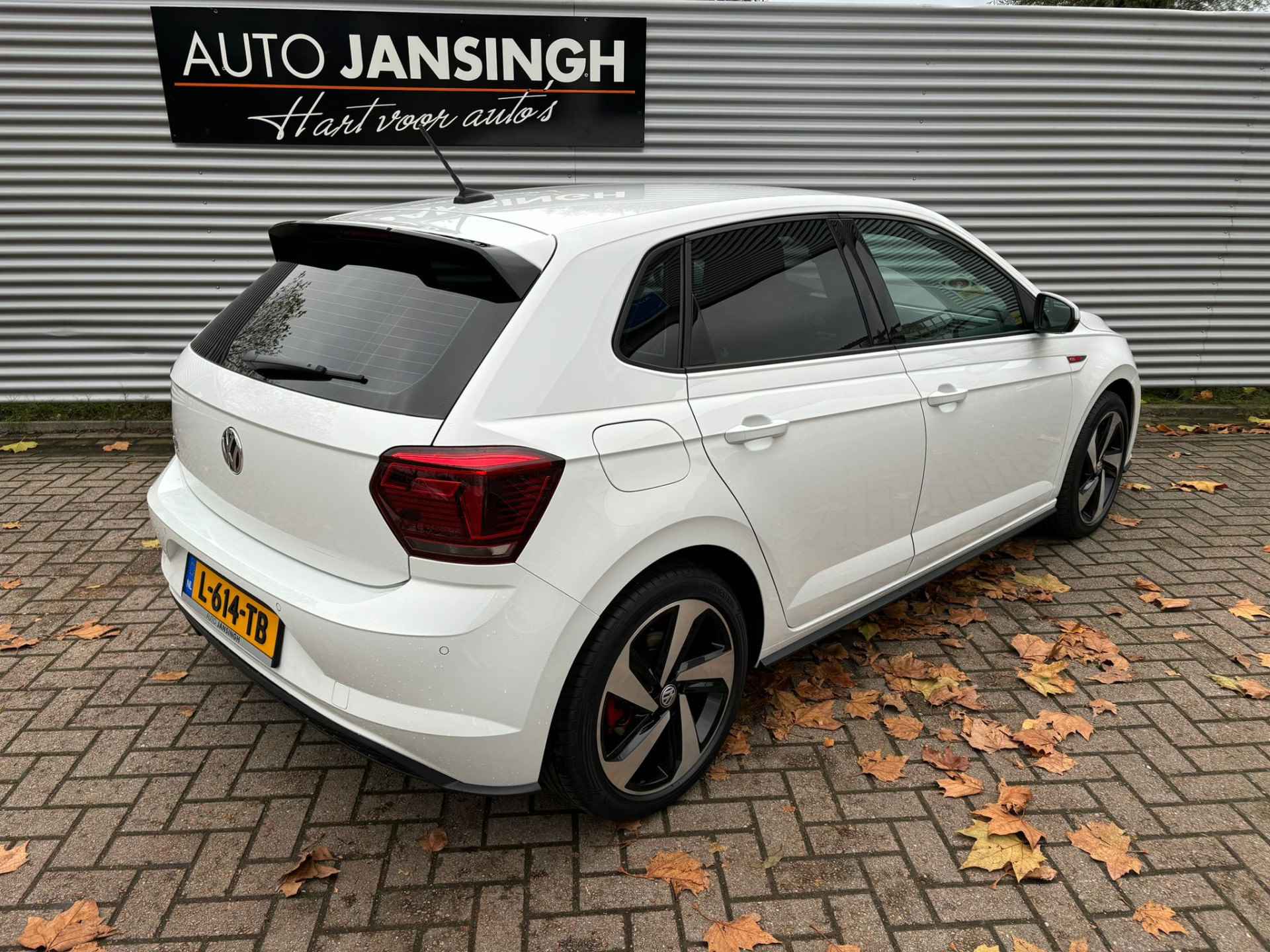 Volkswagen Polo 2.0 TSI GTI Automaat | Clima | Cruise | Navigatie | LM Velgen | Privacy glas | RIJKLAARPRIJS INCL 12 MAANDEN GARANTIE EN BEURT - 22/36