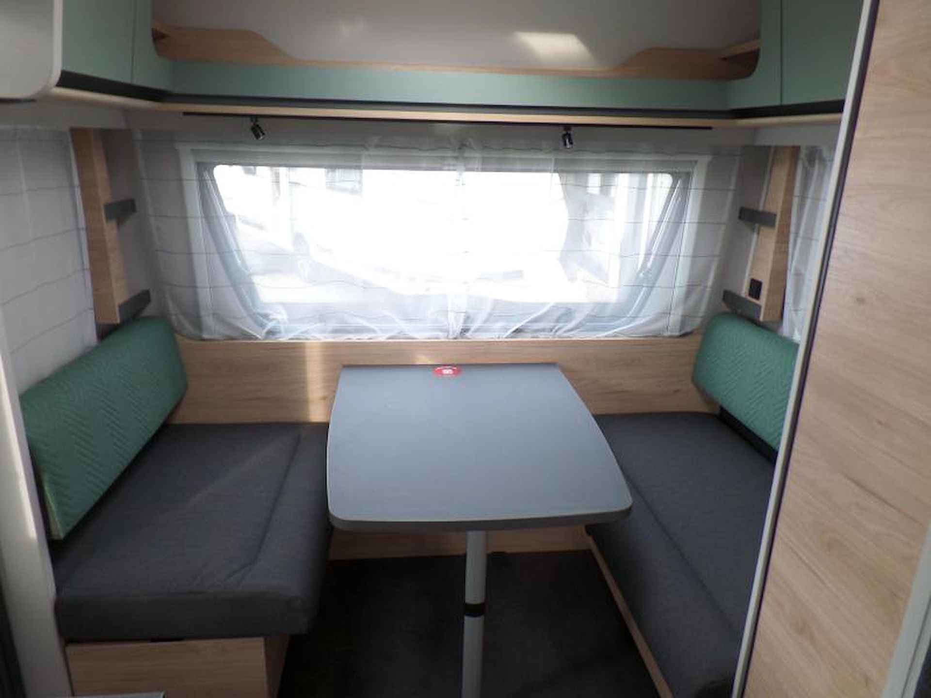 Dethleffs Camper 460 EL First Edition! - 8/17