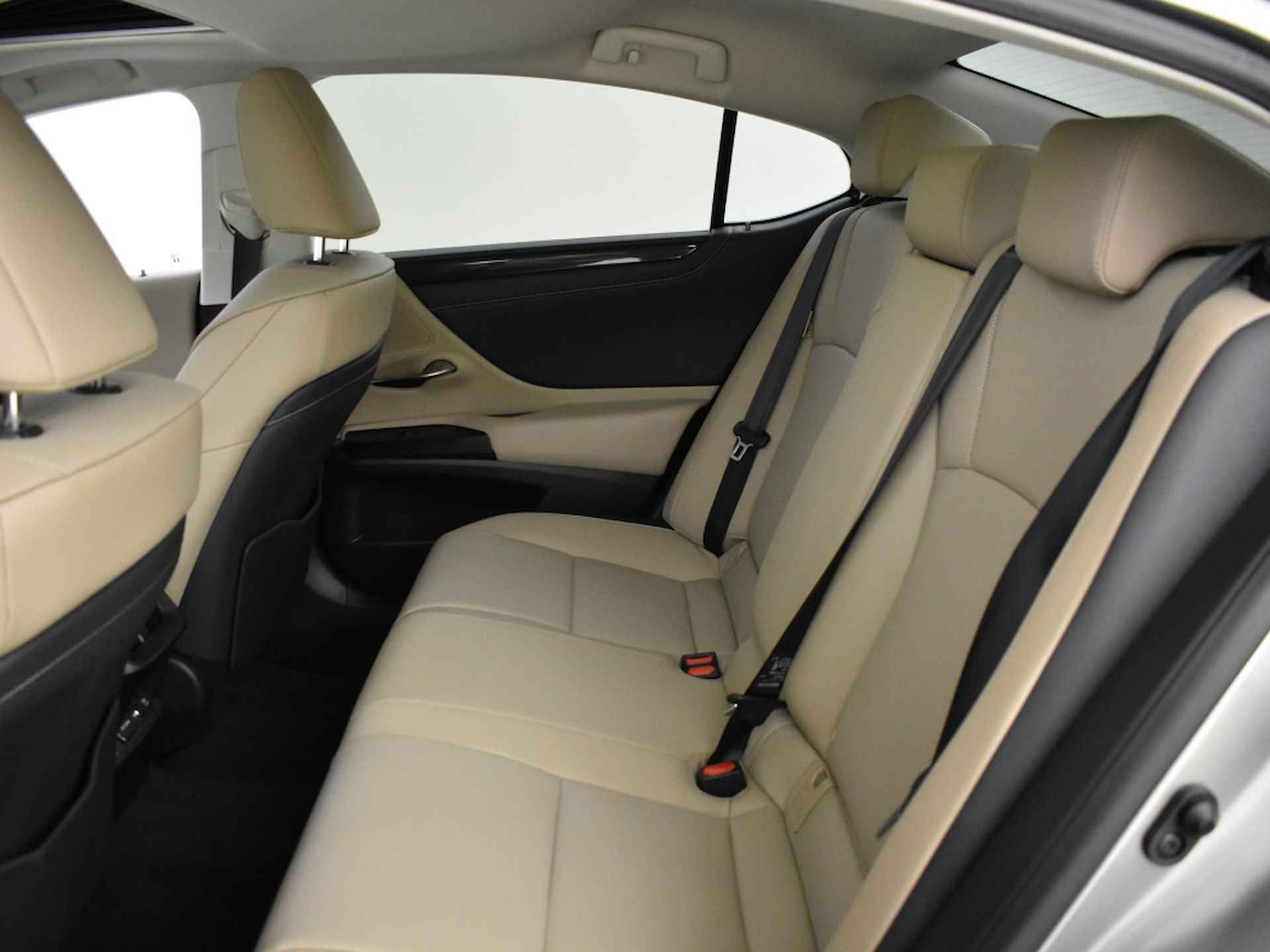 Lexus ES 300h Comfort Line | Leder | Open dak | NL auto - 13/36