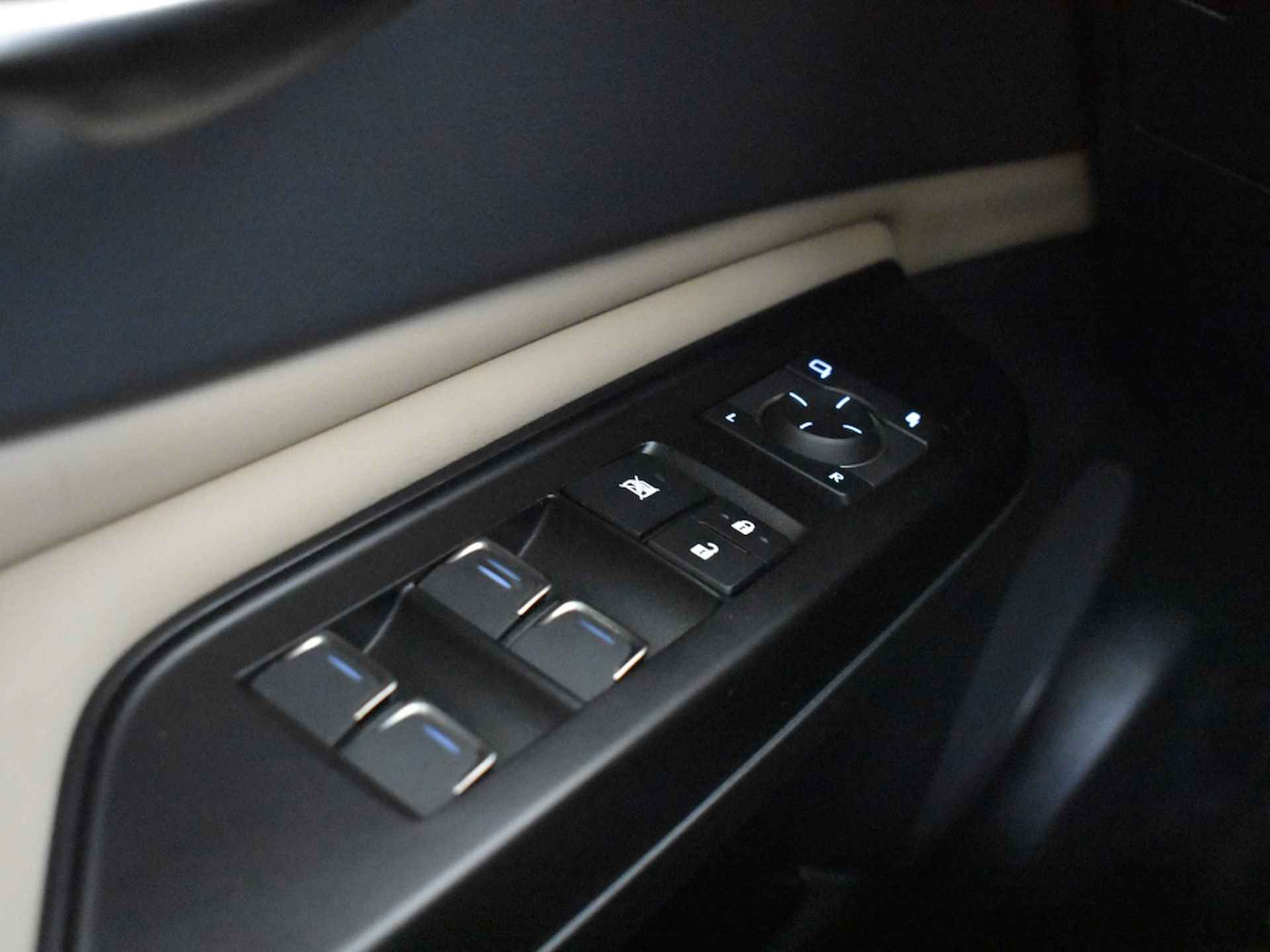 Lexus ES 300h Comfort Line | Leder | Open dak | NL auto - 30/36