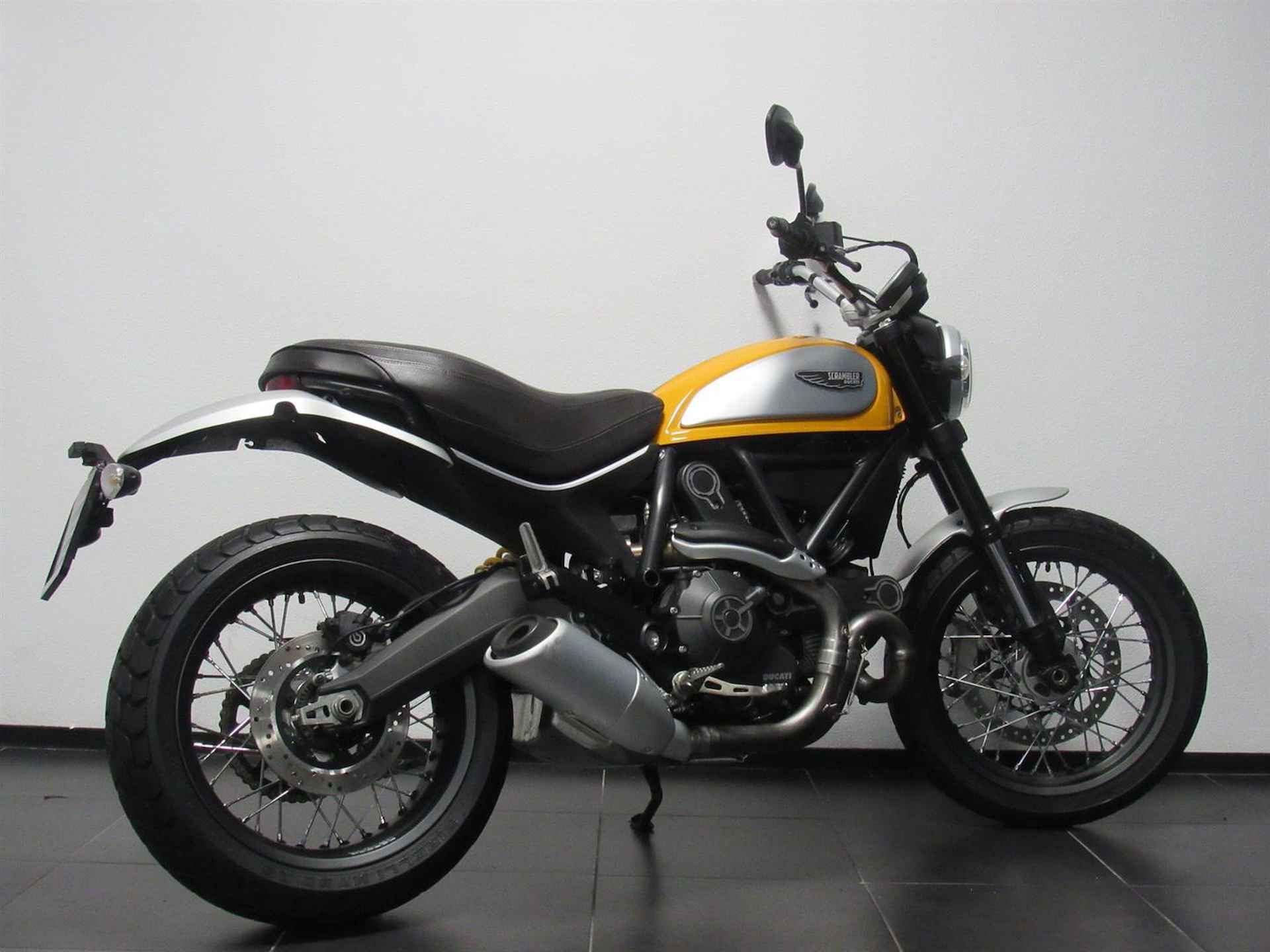 Ducati SCRAMBLER CLASSIC - 2016 - 5/13