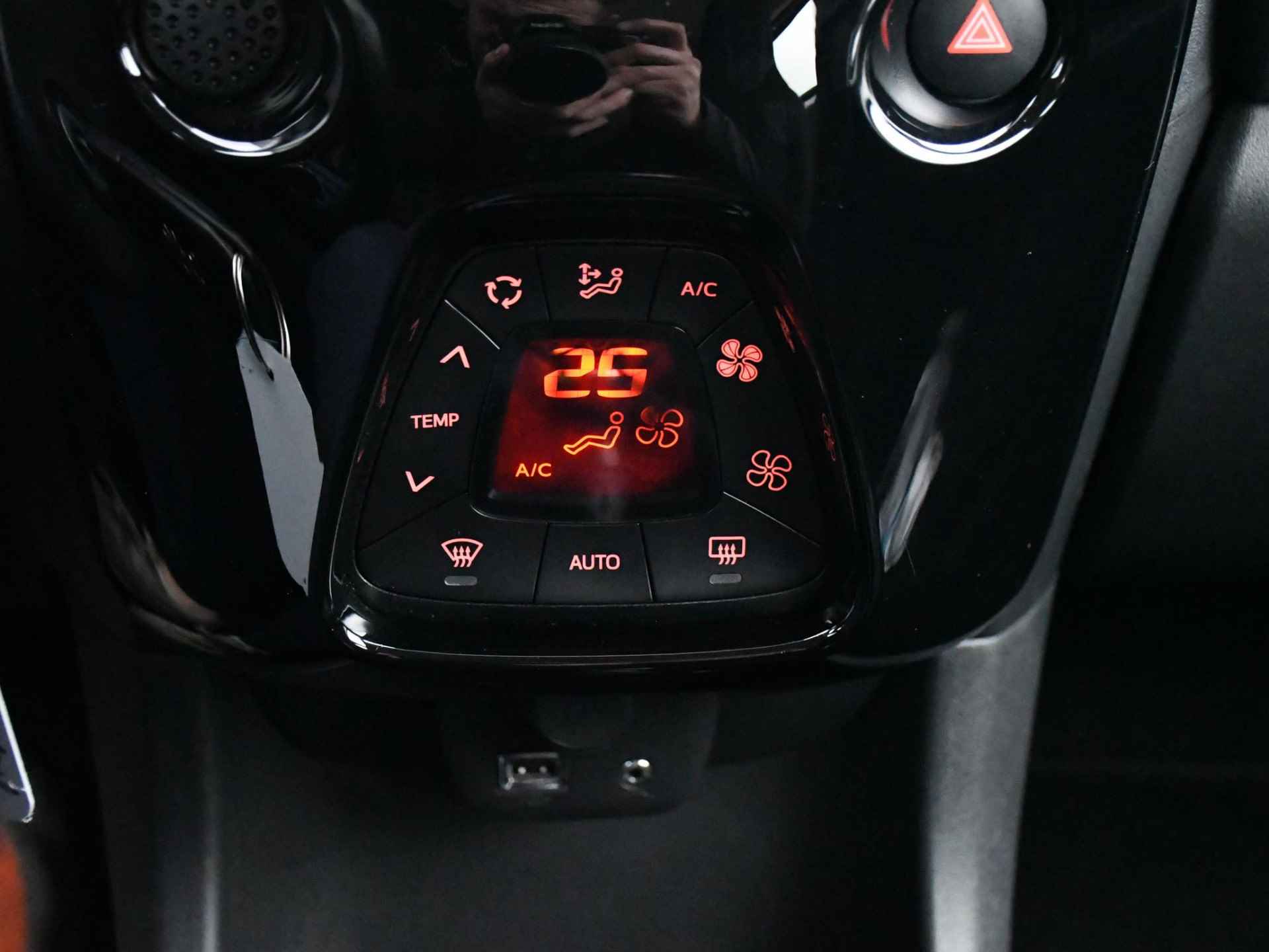 Peugeot 108 Allure 1.0 e-VTi 72pk DAB | CAMERA | APPLE CARPLAY | 15''LM | CLIMA | USB | 12MND GARANTIE - 17/28