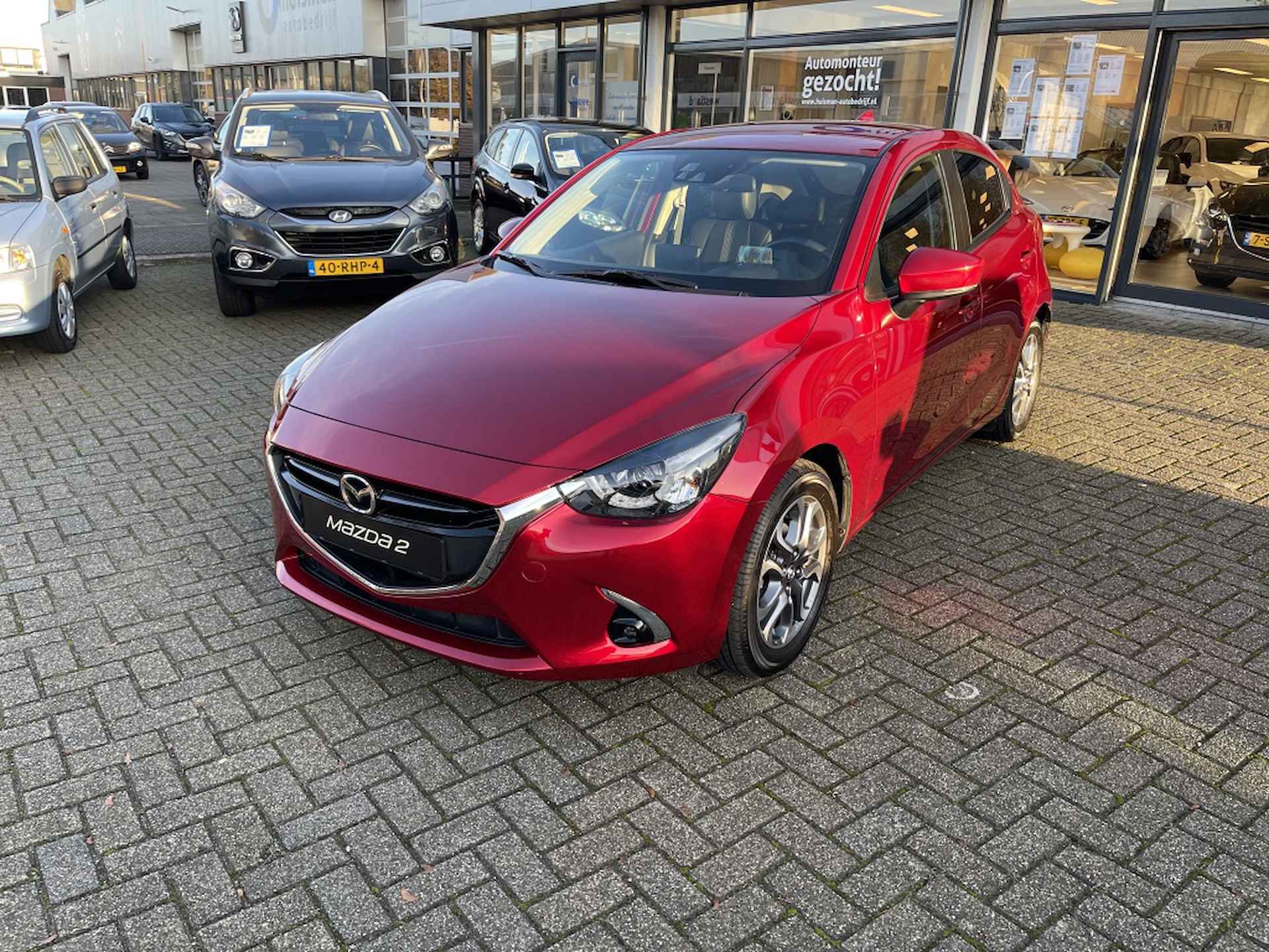 Mazda 2 Skyactic G 116 Luxury - 3/34