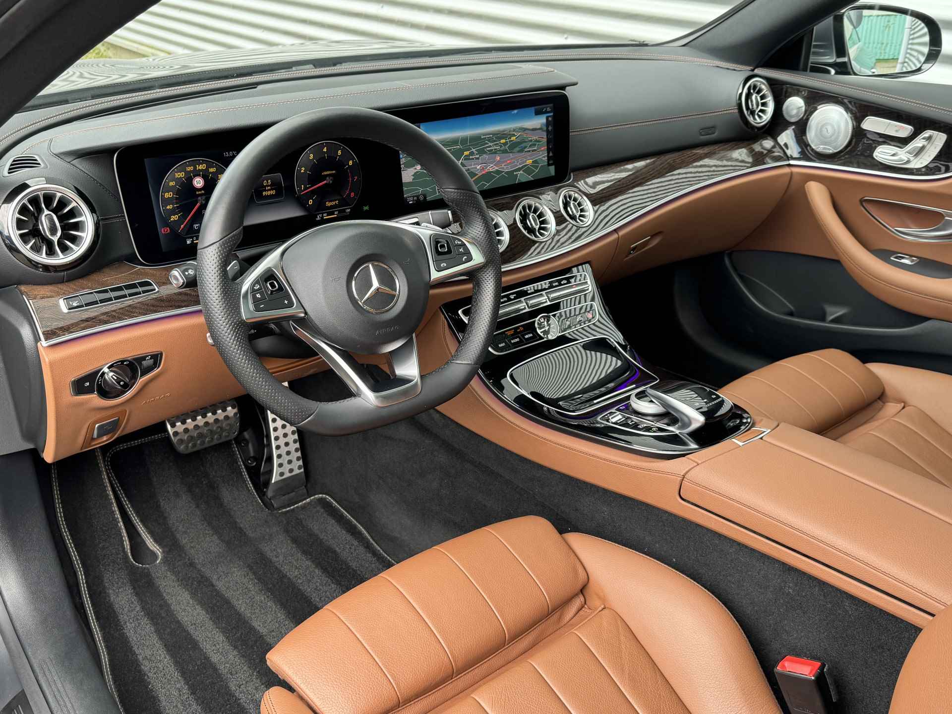 Mercedes-Benz E-Klasse Coupé 200 AMG | Panorama | Widescreen | Burmester | Memory | Leder | 20" AMG | - 21/25