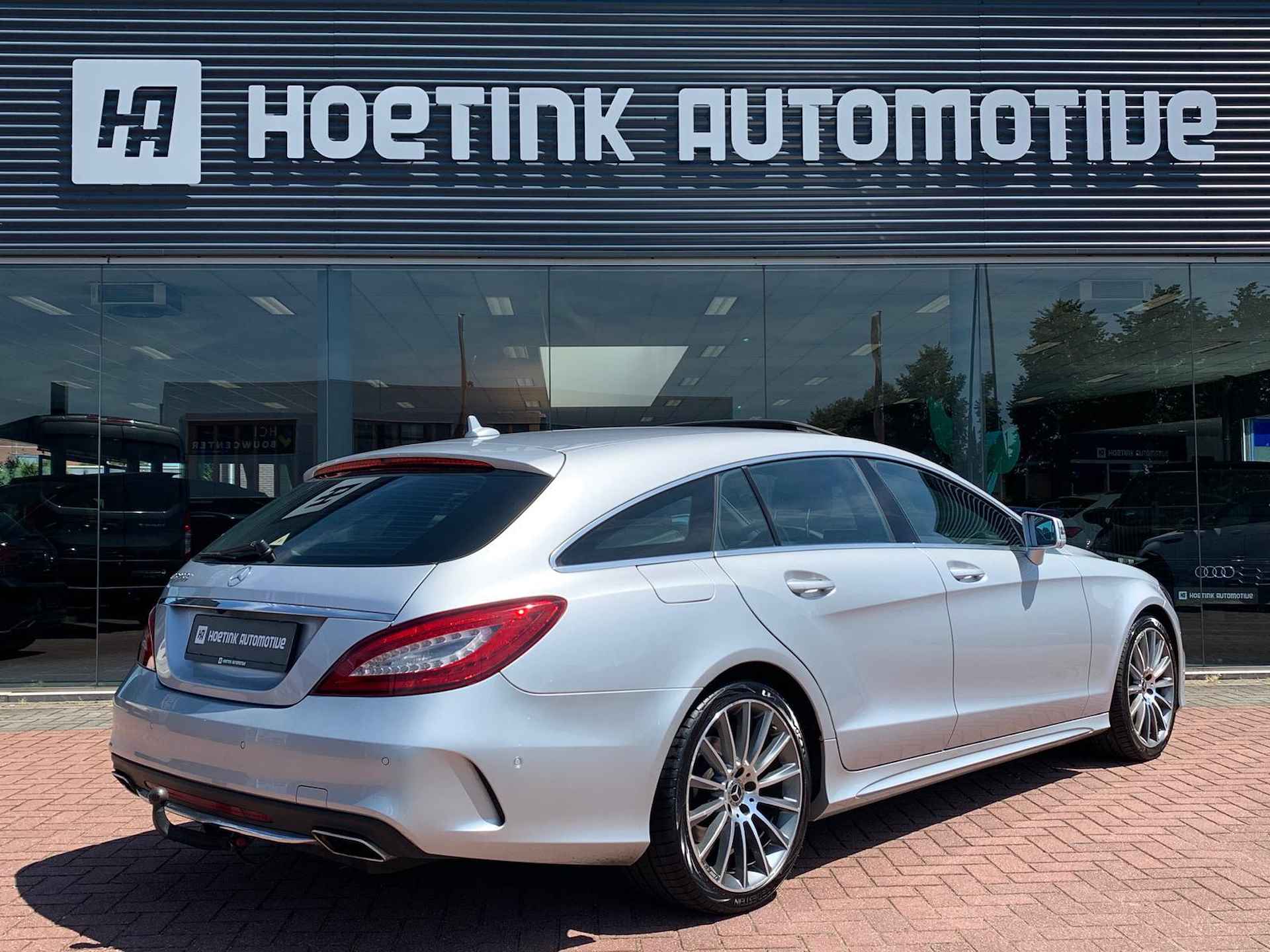 Mercedes-Benz CLS-klasse Shooting Brake 220 d AMG 9G-DCT | Distronic + | Pano | Multibeam | Volledig onderhouden - 2/29