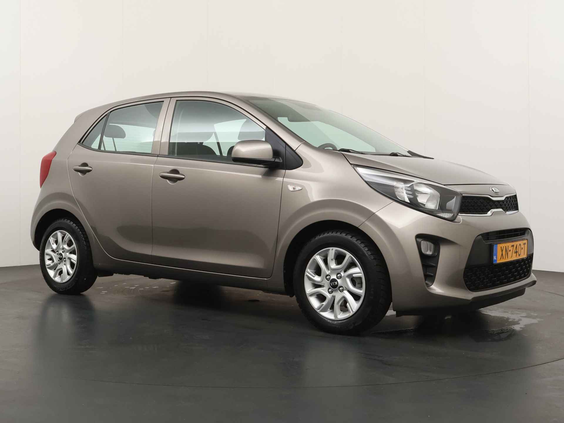 Kia Picanto 1.0 CVVT ComfortPlusLine Navigator - Navigatie - Camera - Lichtmetalen velgen - Bluetooth - - 12 maanden BOVAG garantie - 11/45