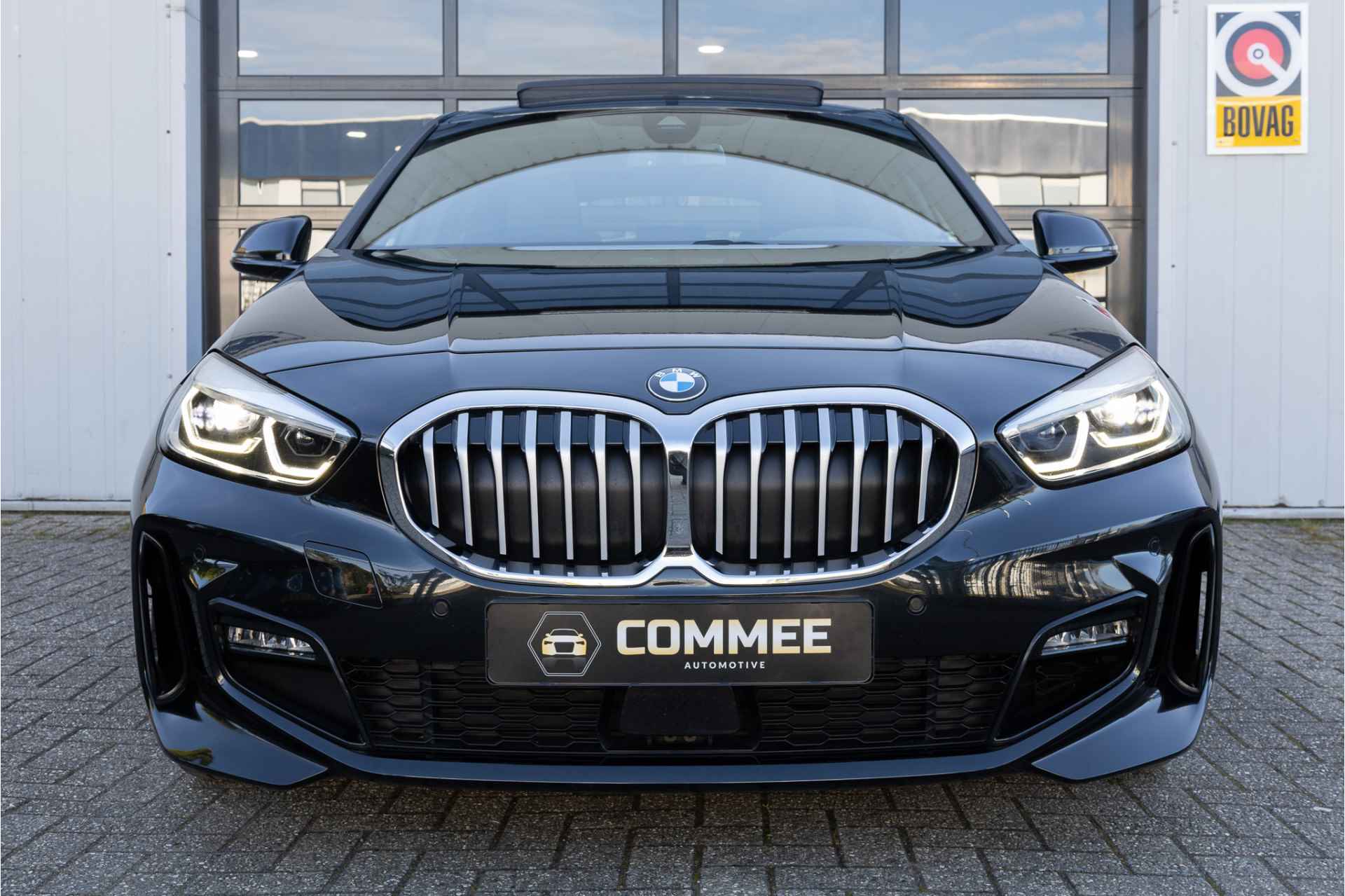BMW 1-serie 118i M Sport ✅ALS NIEUW! ✅PANO✅BTW✅Dealeronderhouden✅1JaarBOVAG - 7/30