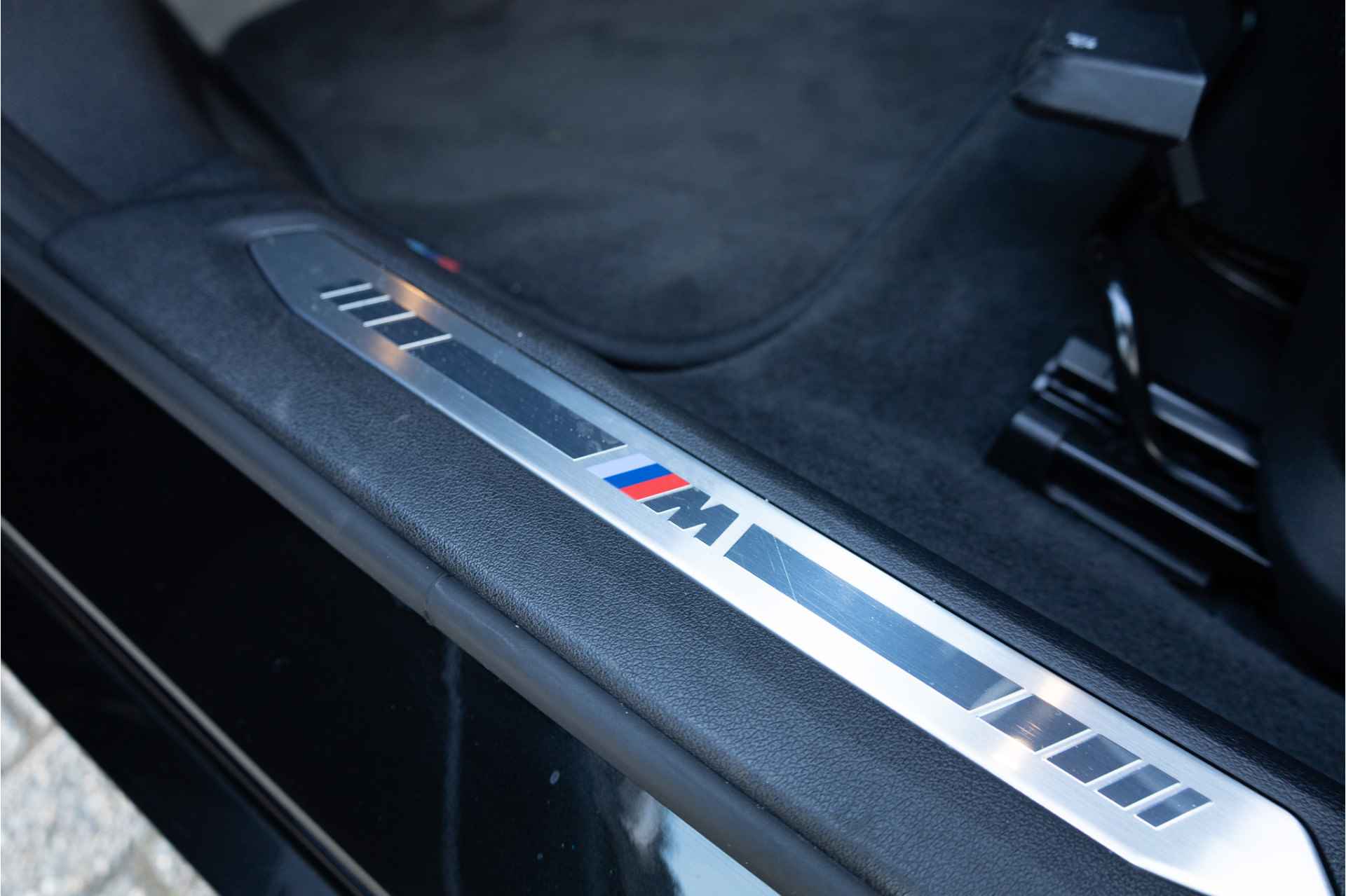 BMW 1-serie 118i M Sport ✅ALS NIEUW! ✅PANO✅BTW✅Dealeronderhouden✅1JaarBOVAG - 30/30